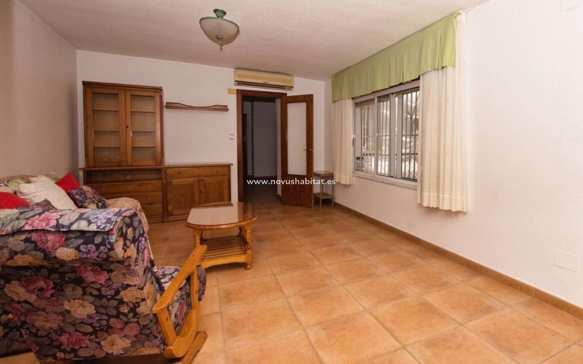 Nueva construcción  - Detached chalet - Benijófar