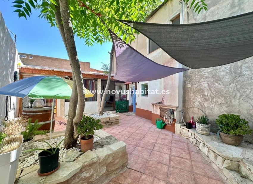 Nueva construcción  - Detached chalet - Monóvar