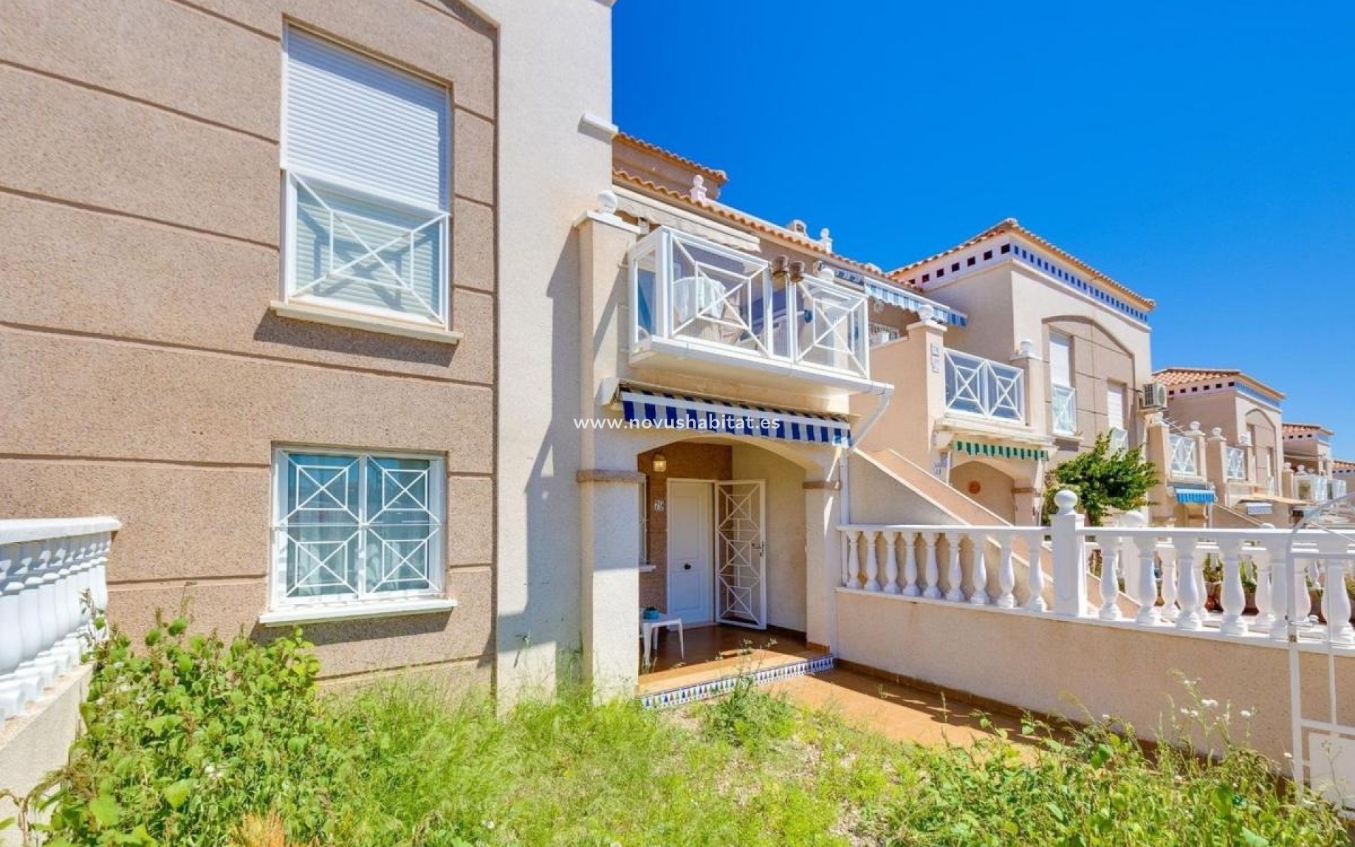 Nueva construcción  - Detached chalet - Torrevieja