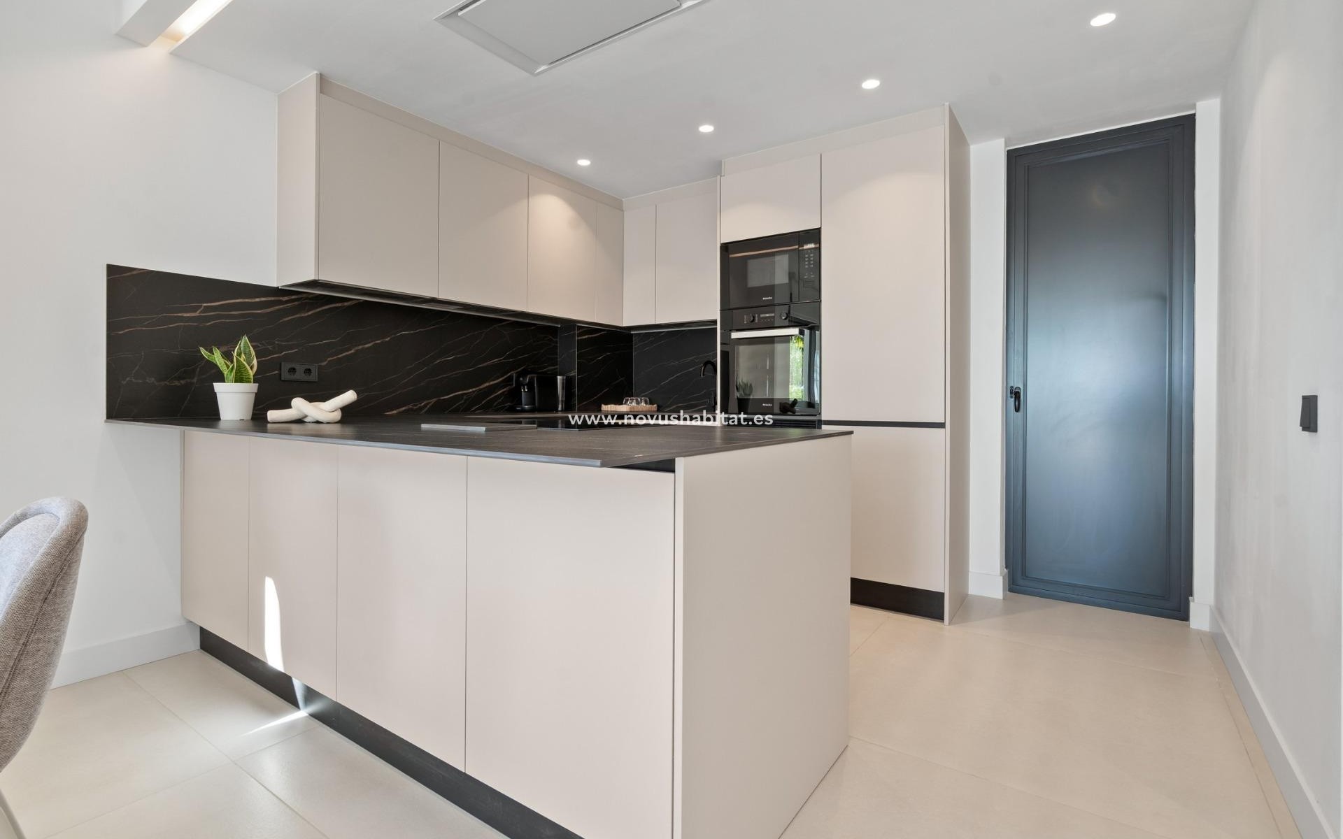 Nueva construcción  - Ground floor apartment - Estepona