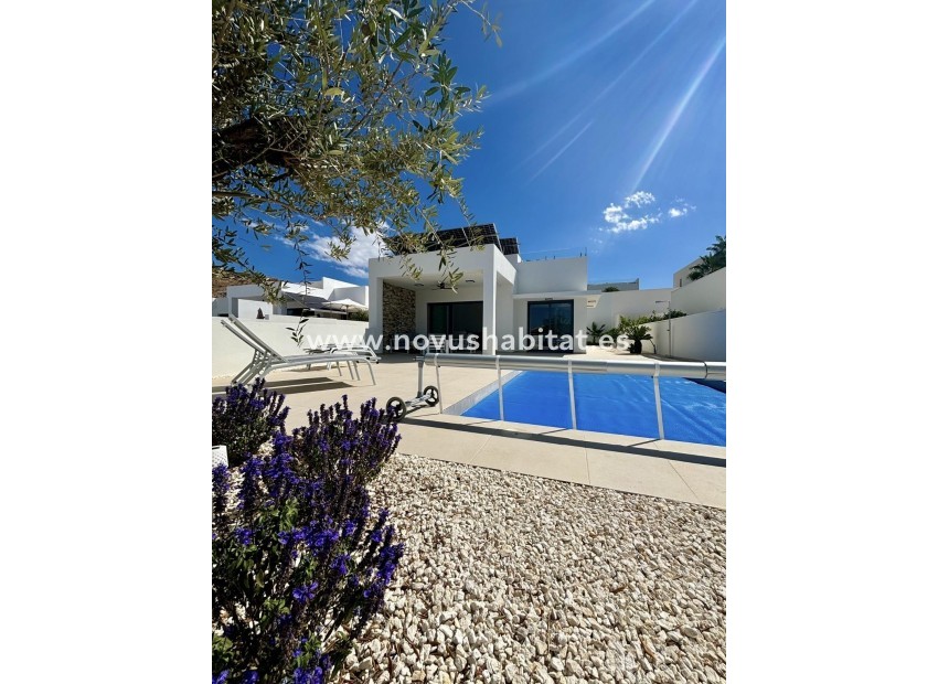 Nueva construcción  - Villa - Benijófar