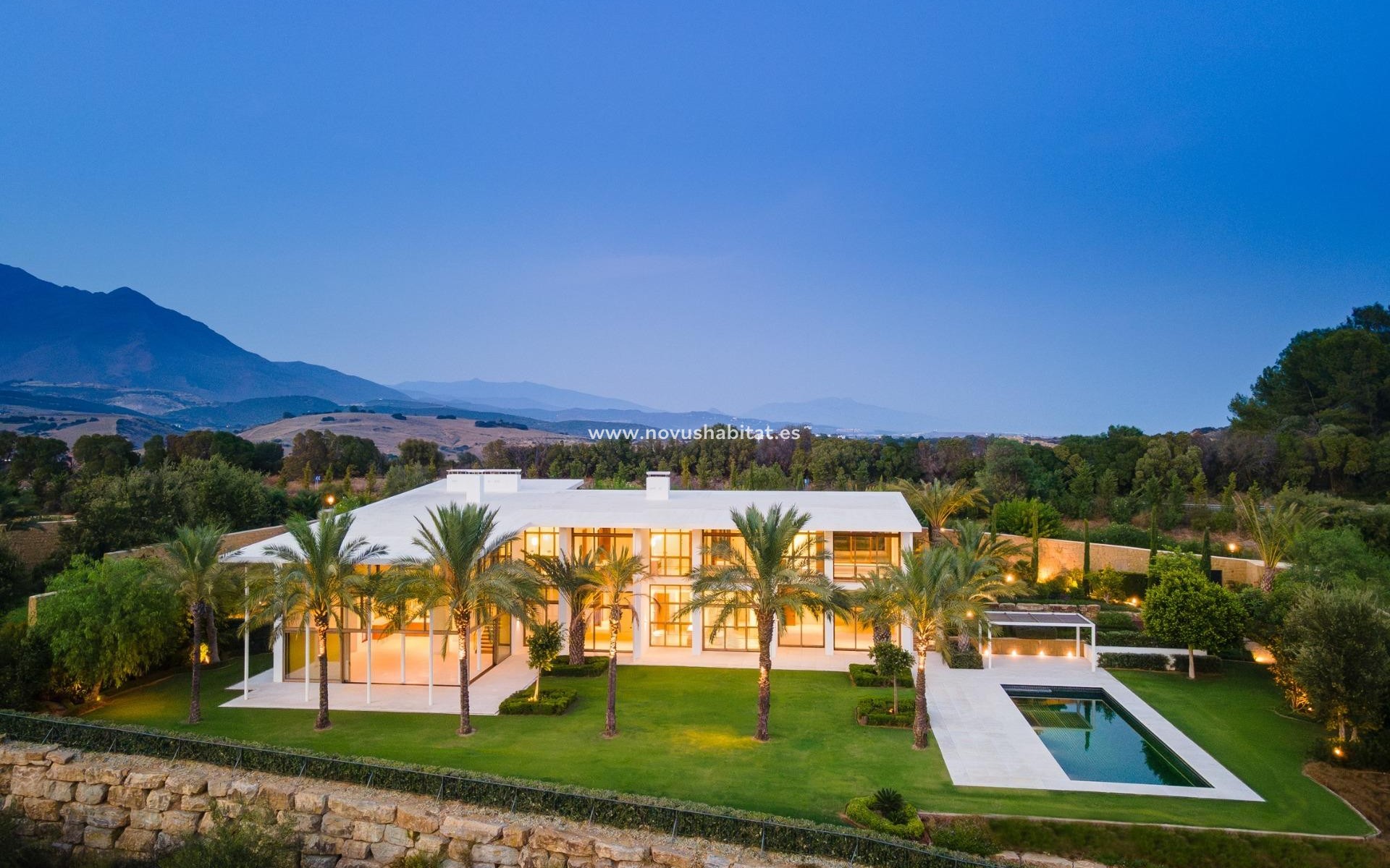 Nueva construcción  - Villa - Casares - Pedregales