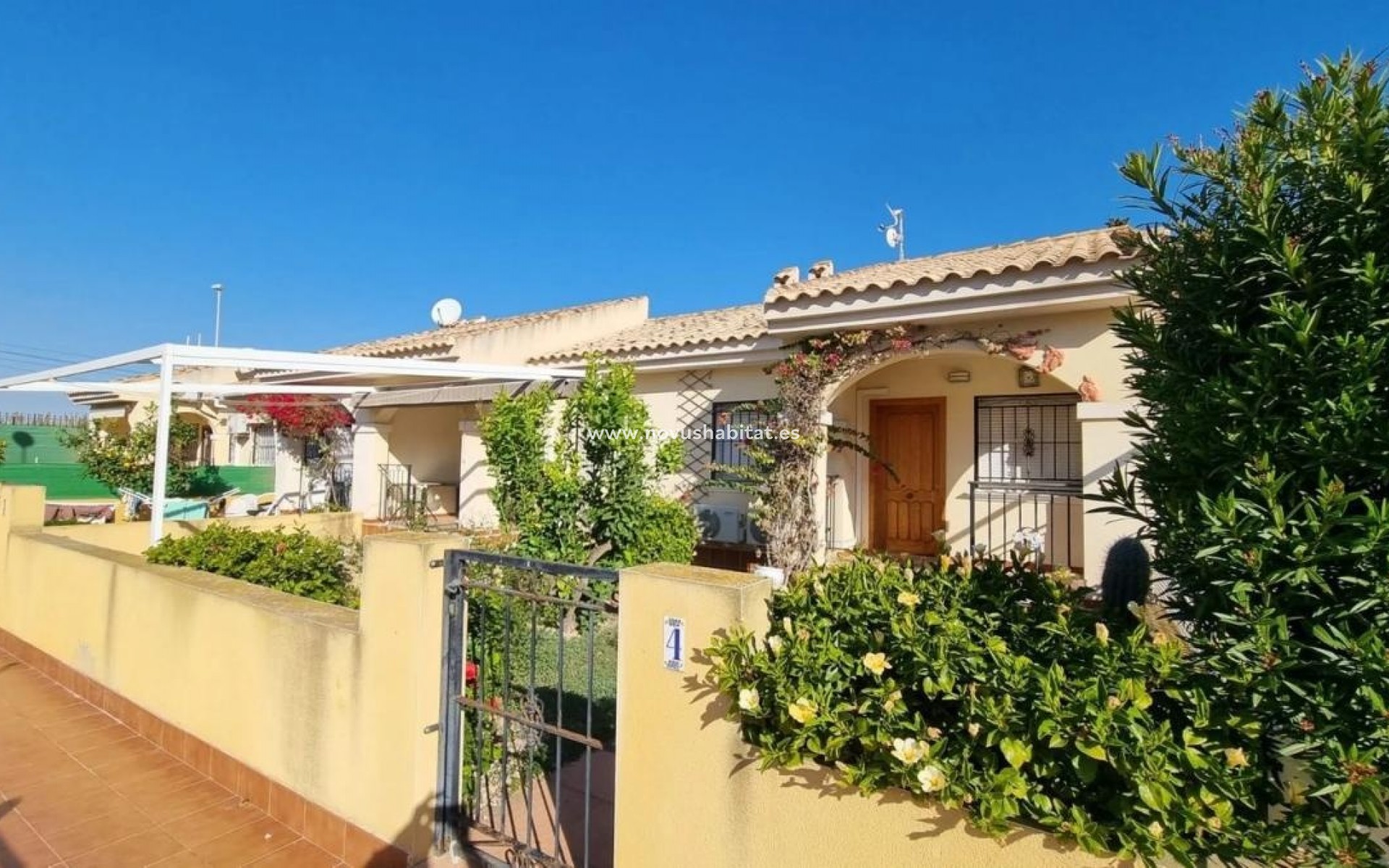 Nýbygging - Detached chalet - Guardamar del Segura