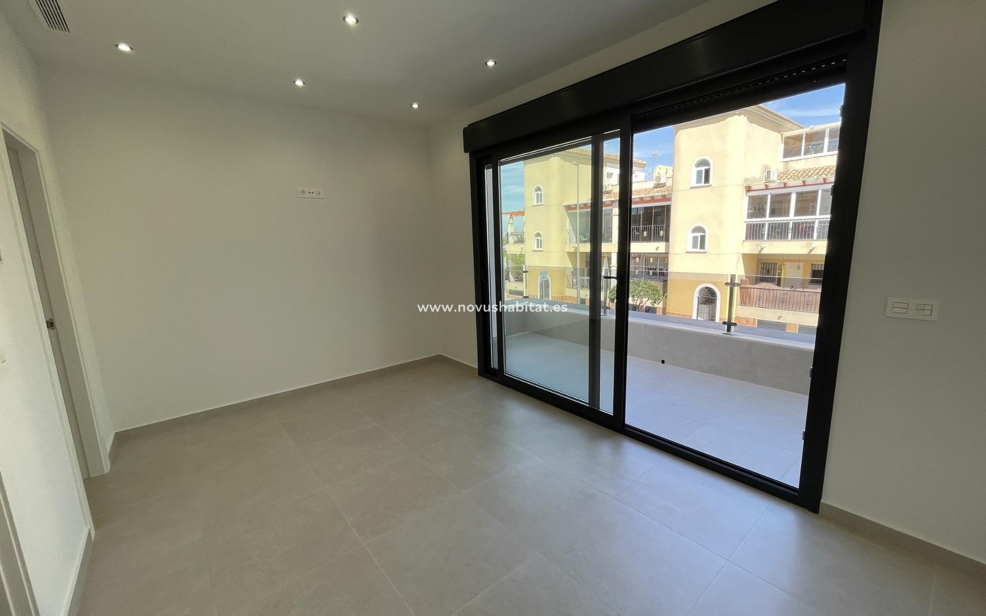 Nýbygging - Villa - Almoradí