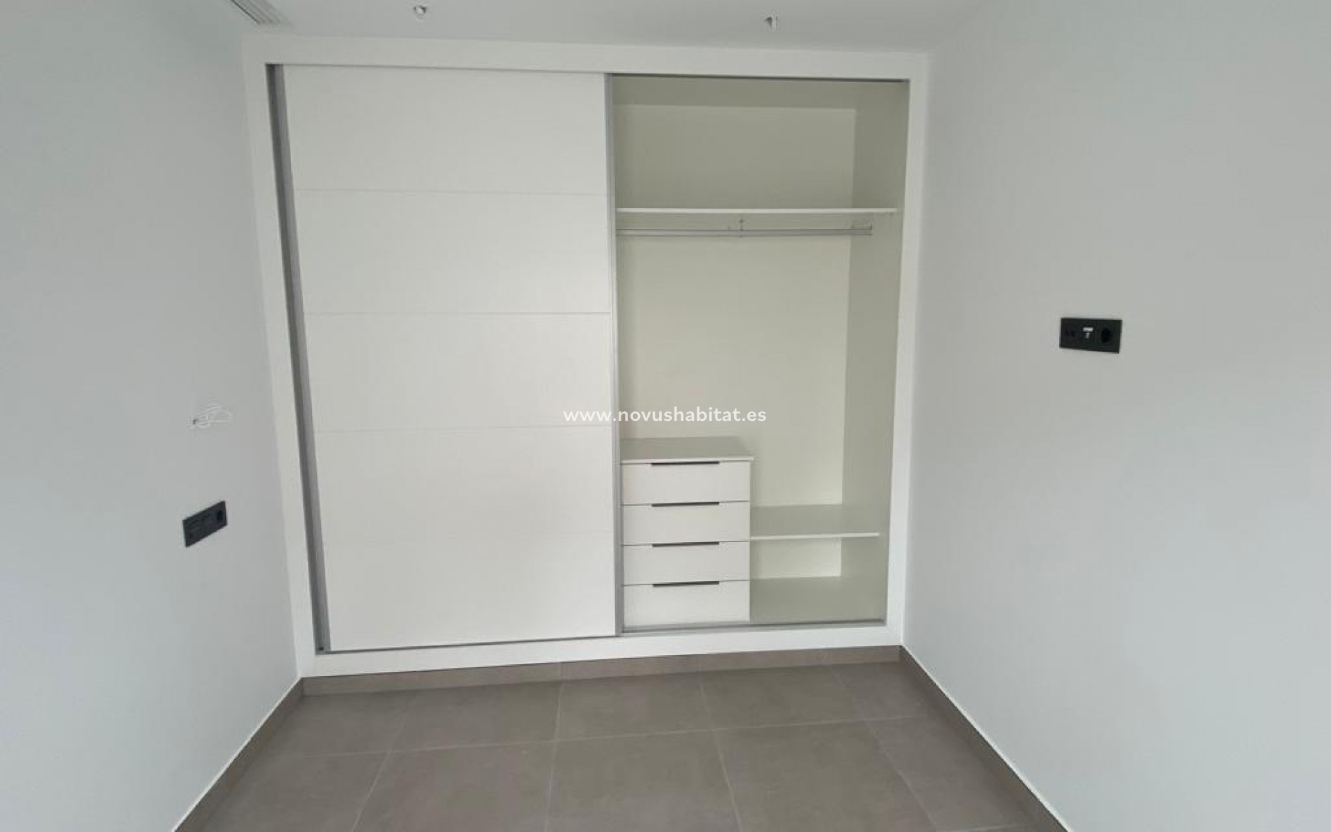 Nýbygging - Villa - Los Alcázares