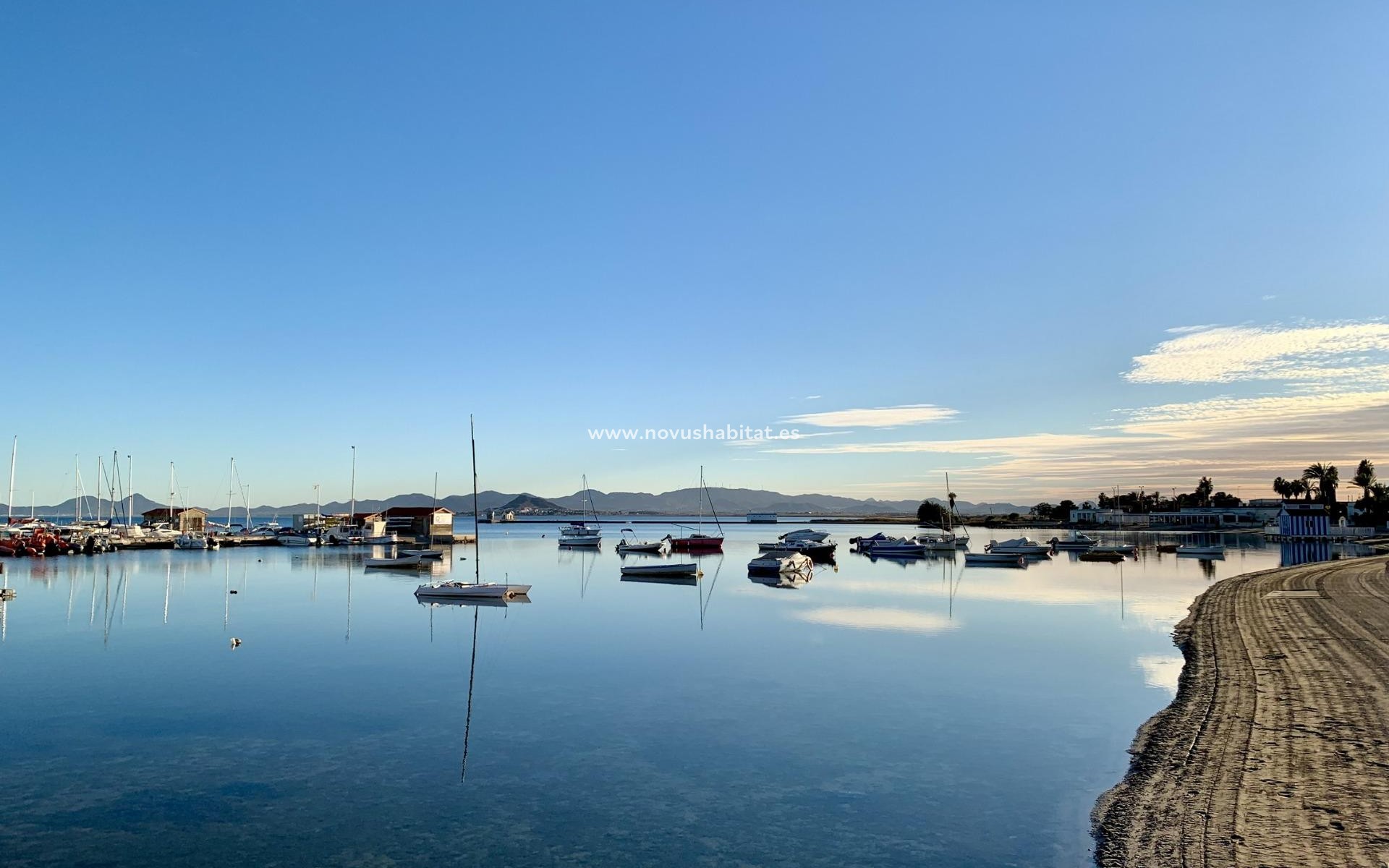 Nýbygging - Villa - Los Alcázares