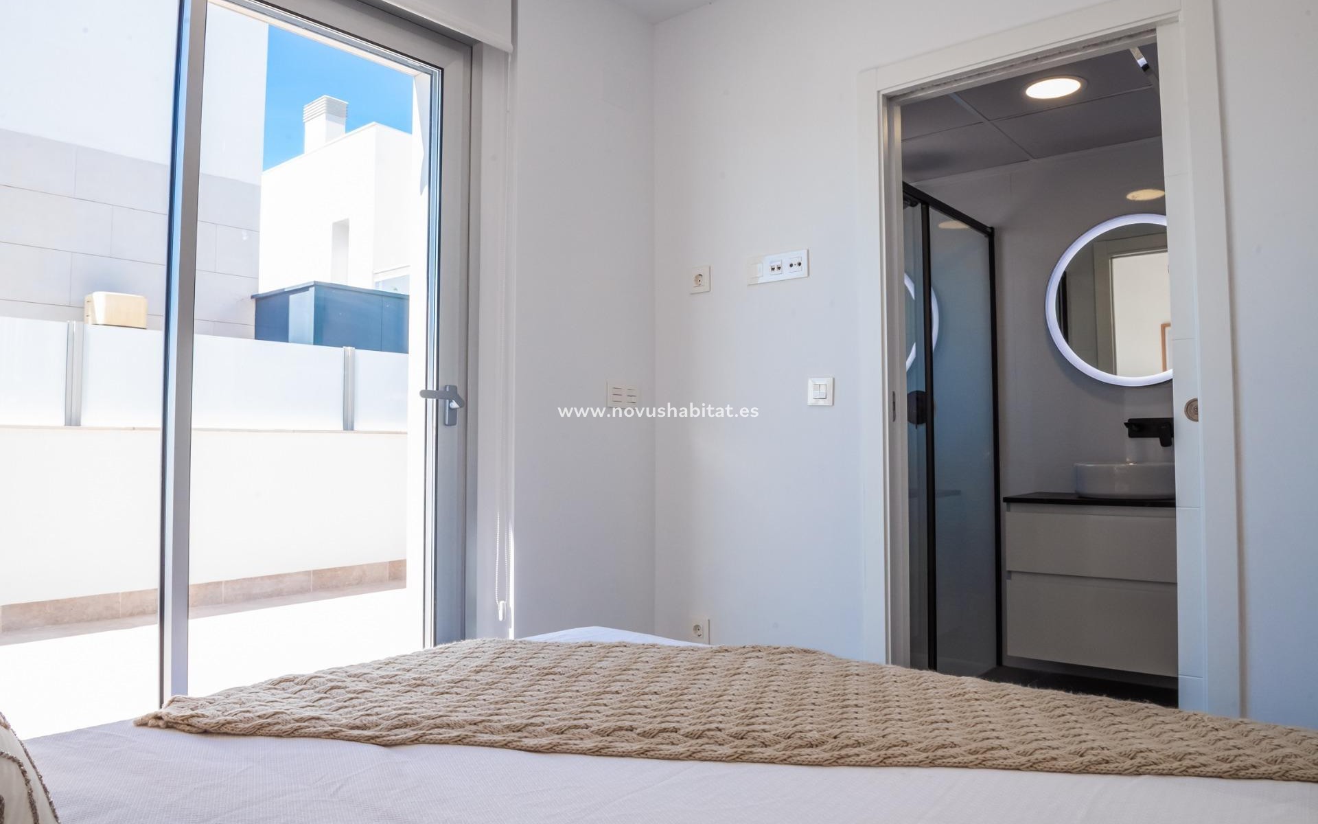 Nýbygging - Villa - Los Alcázares