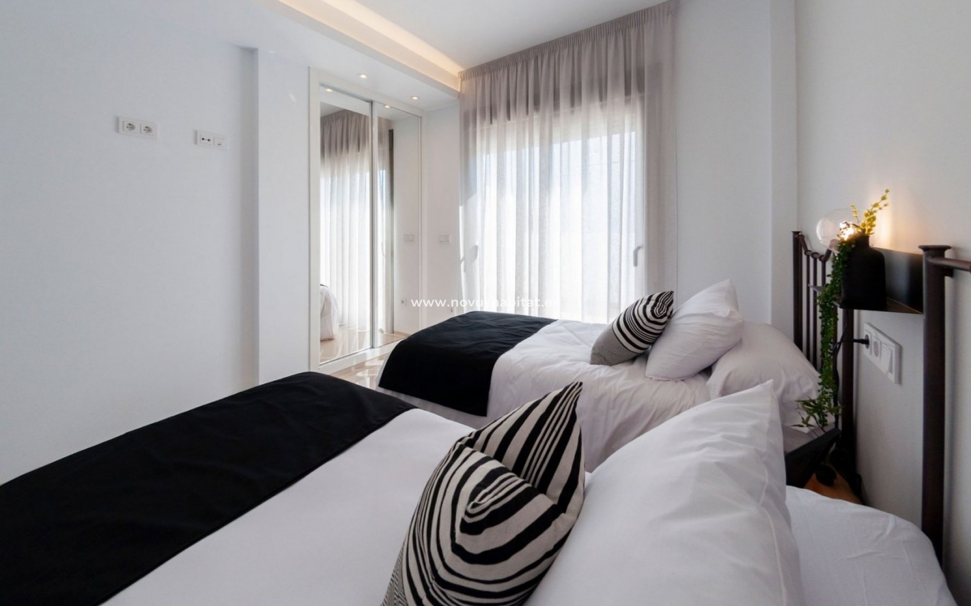 Nýbygging - Villa - Los Alcázares