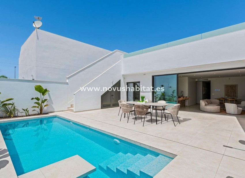 Nýbygging - Villa - Los Alcázares