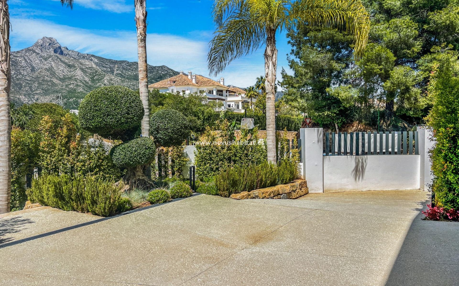 Nýbygging - Villa - Marbella