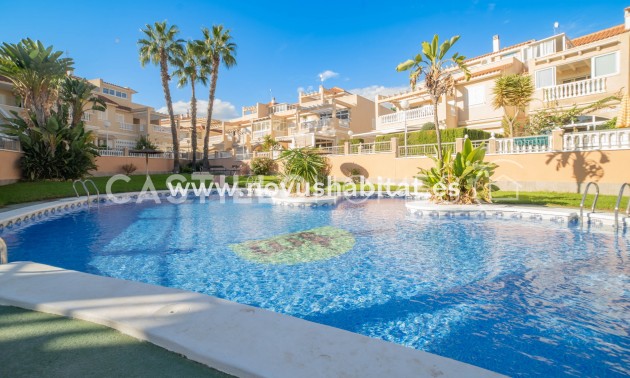 Raðhús - Endursala - Orihuela Costa - La Zenia