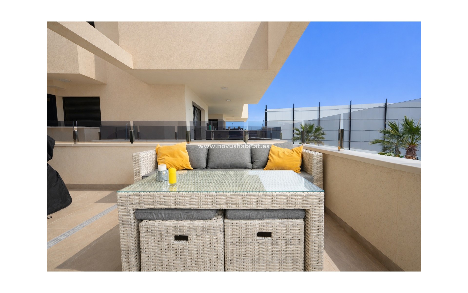 Resale - Apartament - Orihuela Costa - Playa Flamenca