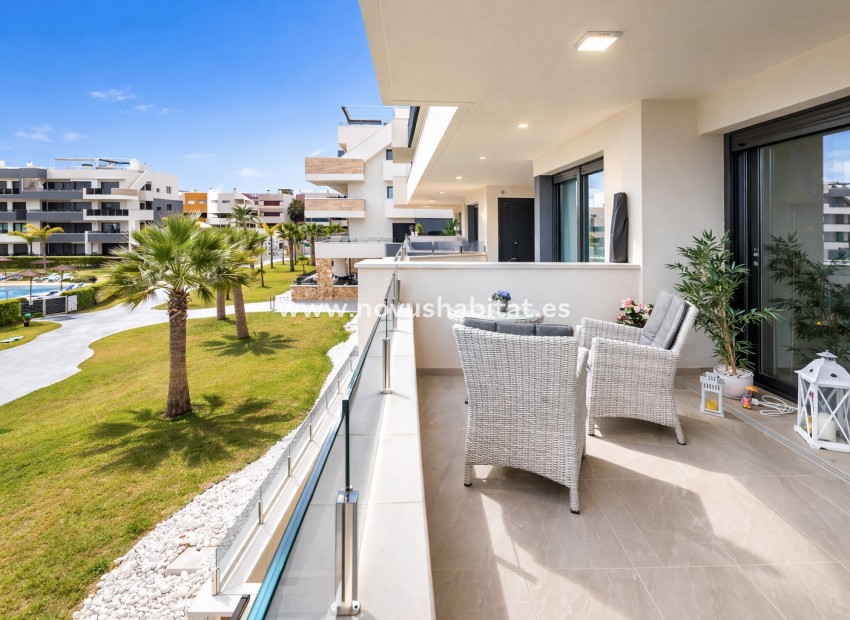Resale - Apartament - Orihuela Costa - Playa Flamenca