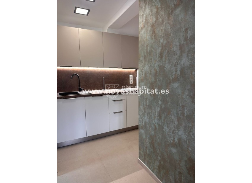 Resale - Apartment - Adeje - Santa Cruz de Tenerife