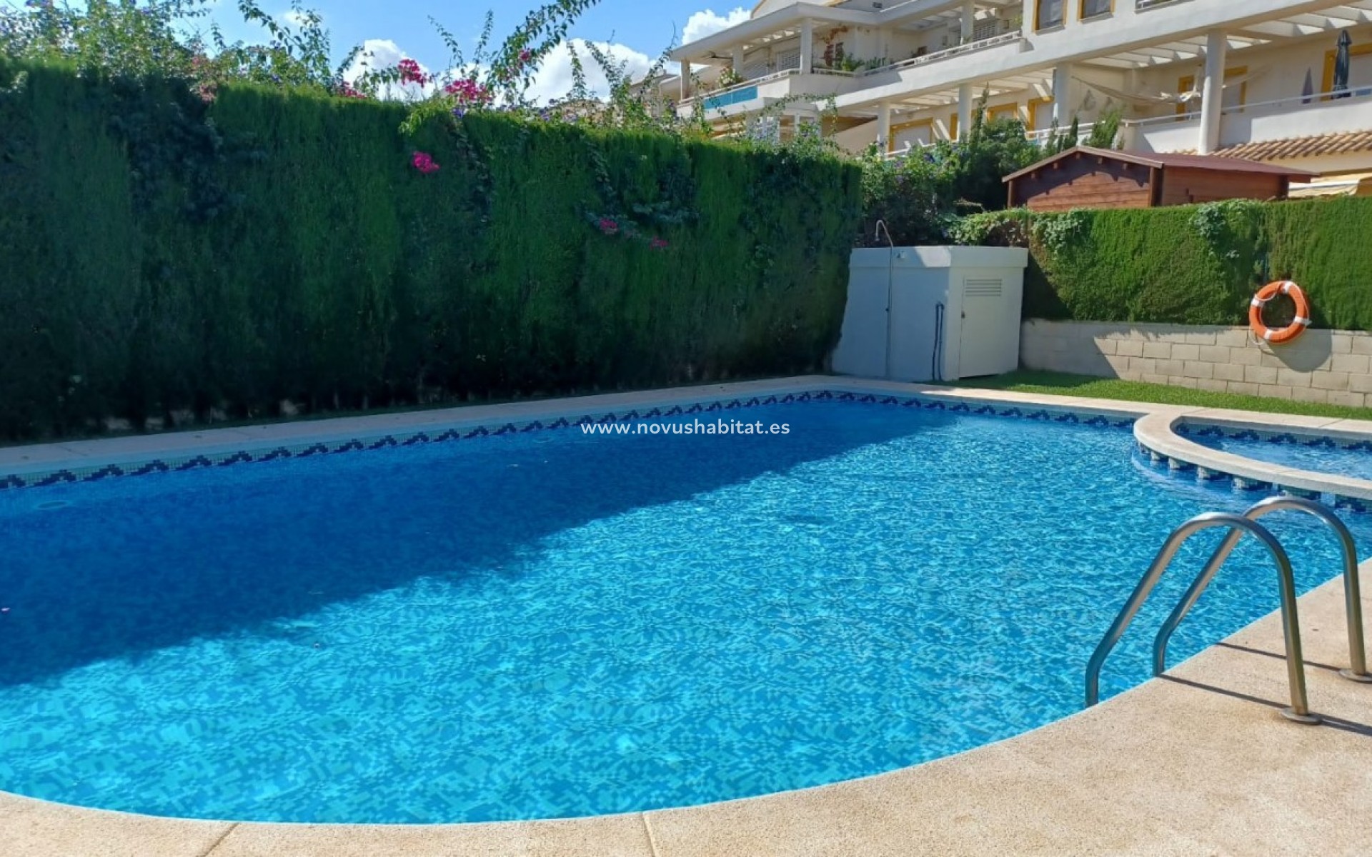 Resale - Apartment - Albir