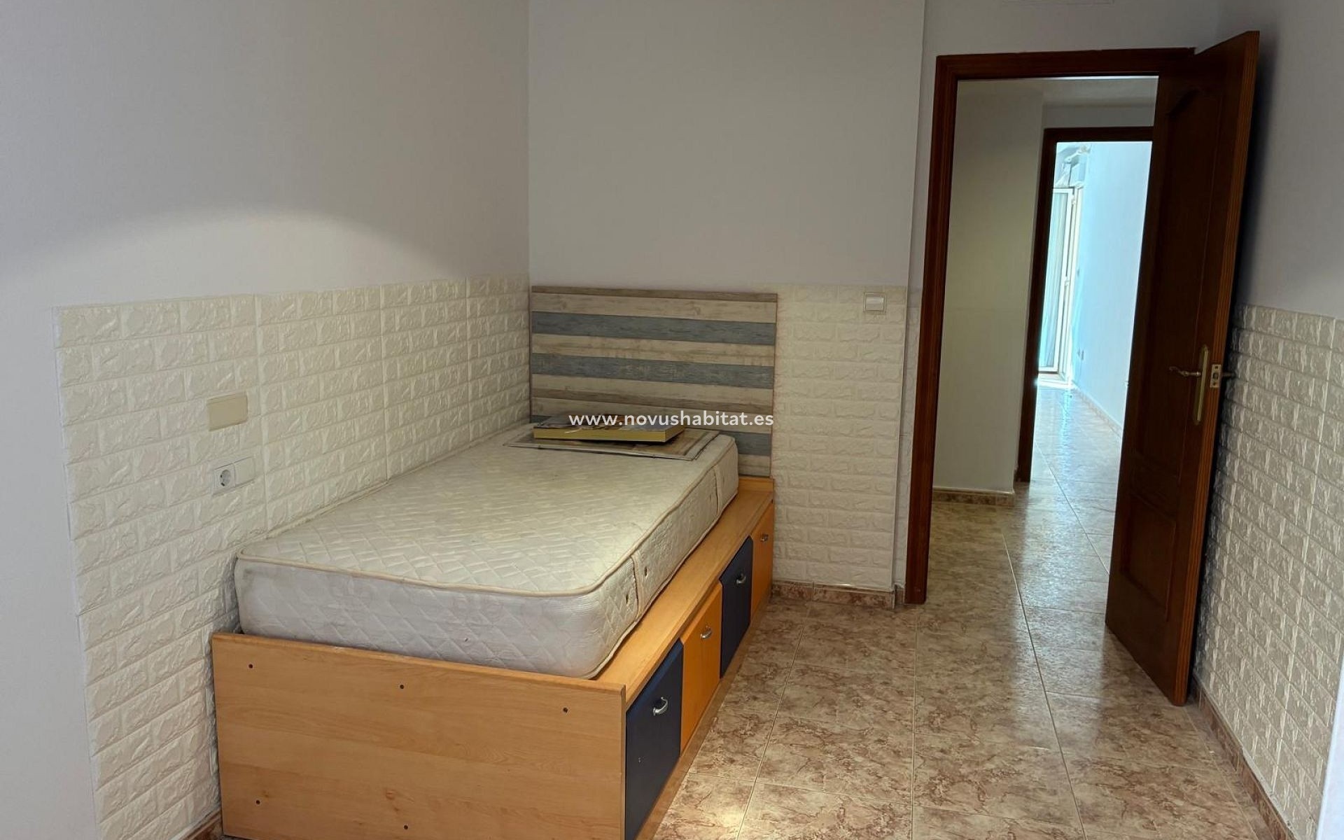 Resale - Apartment - Almoradí