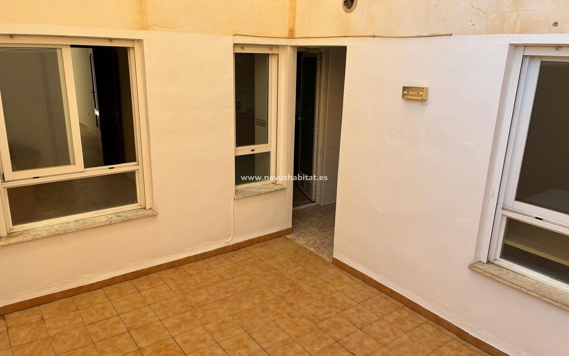 Resale - Apartment - Almoradí