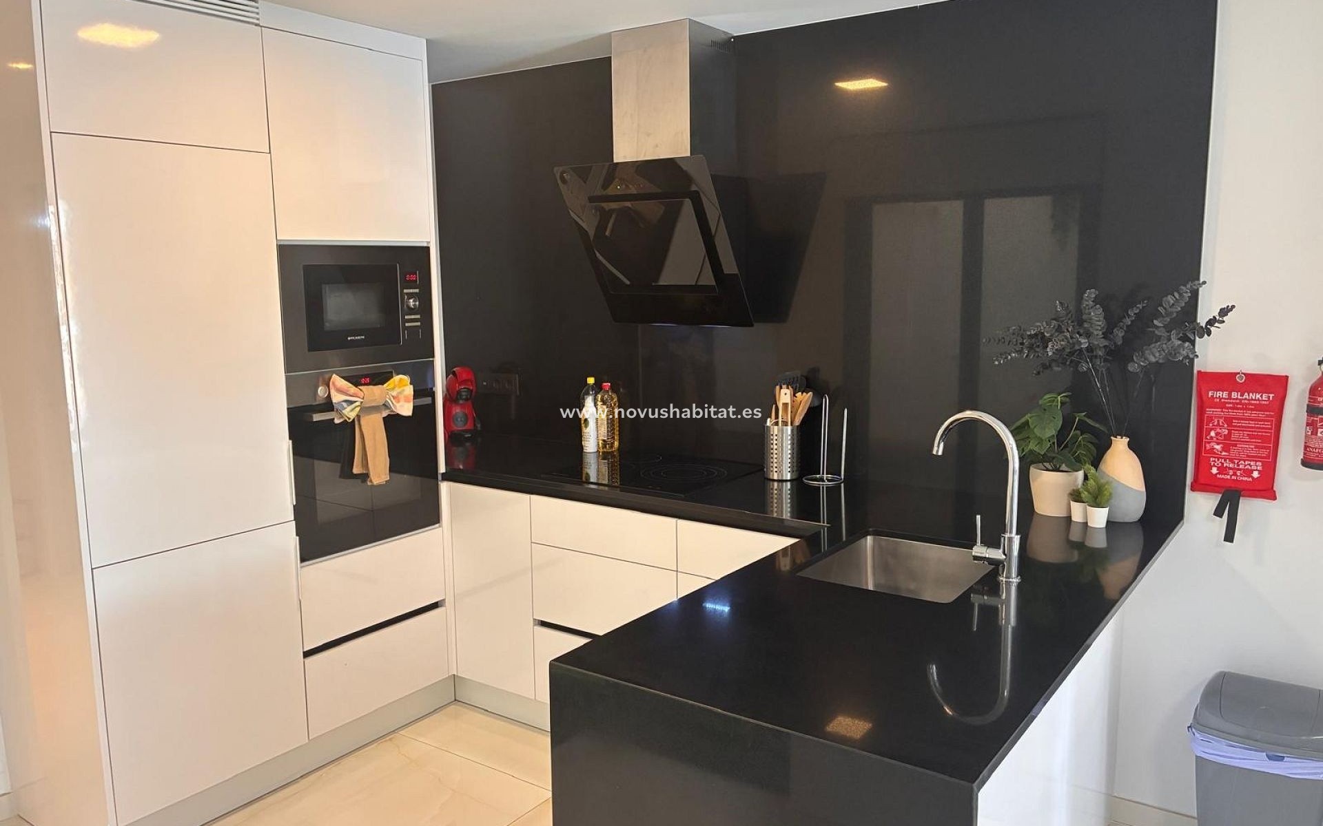 Resale - Apartment - Los Altos