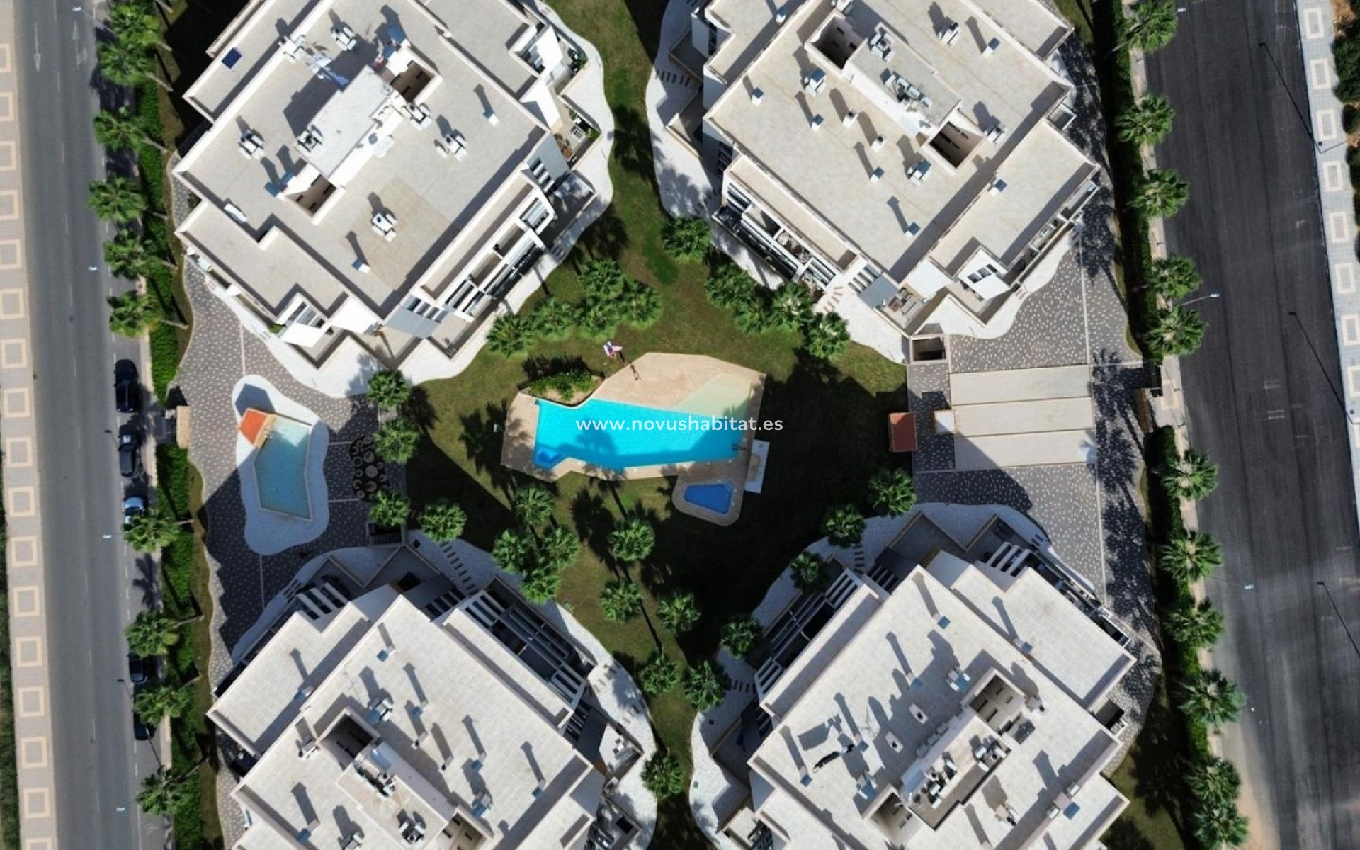 Resale - Apartment - Los Altos