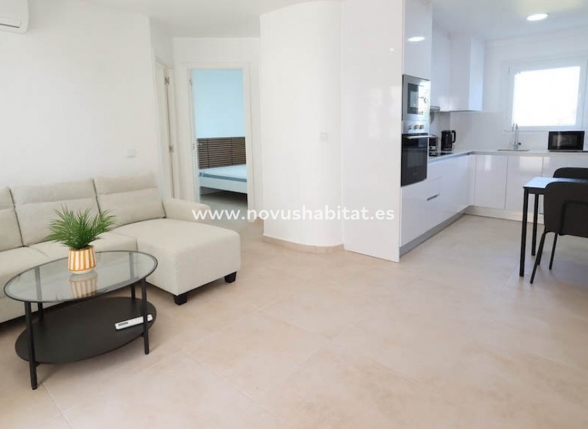 Resale - Apartment - Orihuela Costa - La Zenia