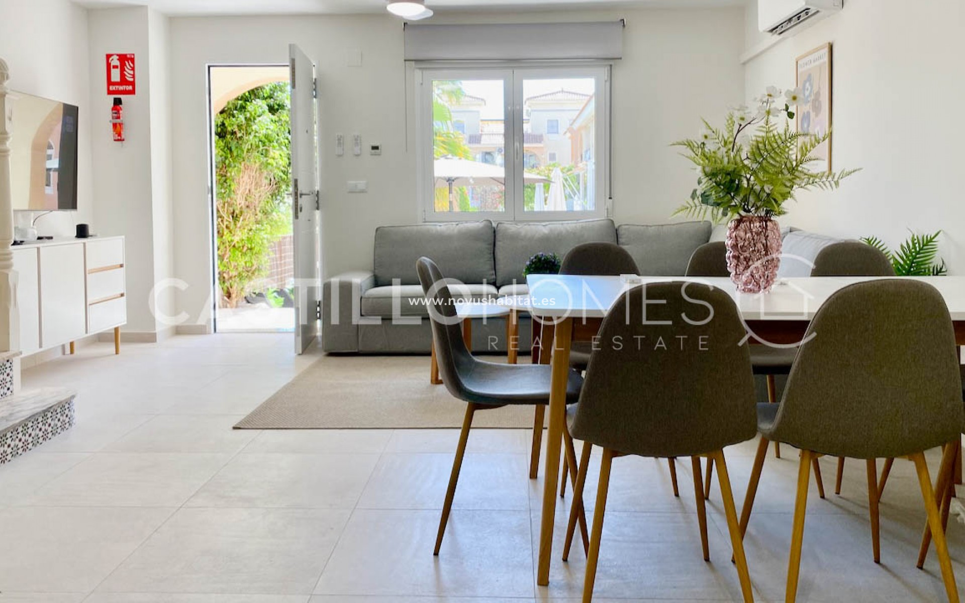 Resale - Apartment - Orihuela Costa - Playa Flamenca