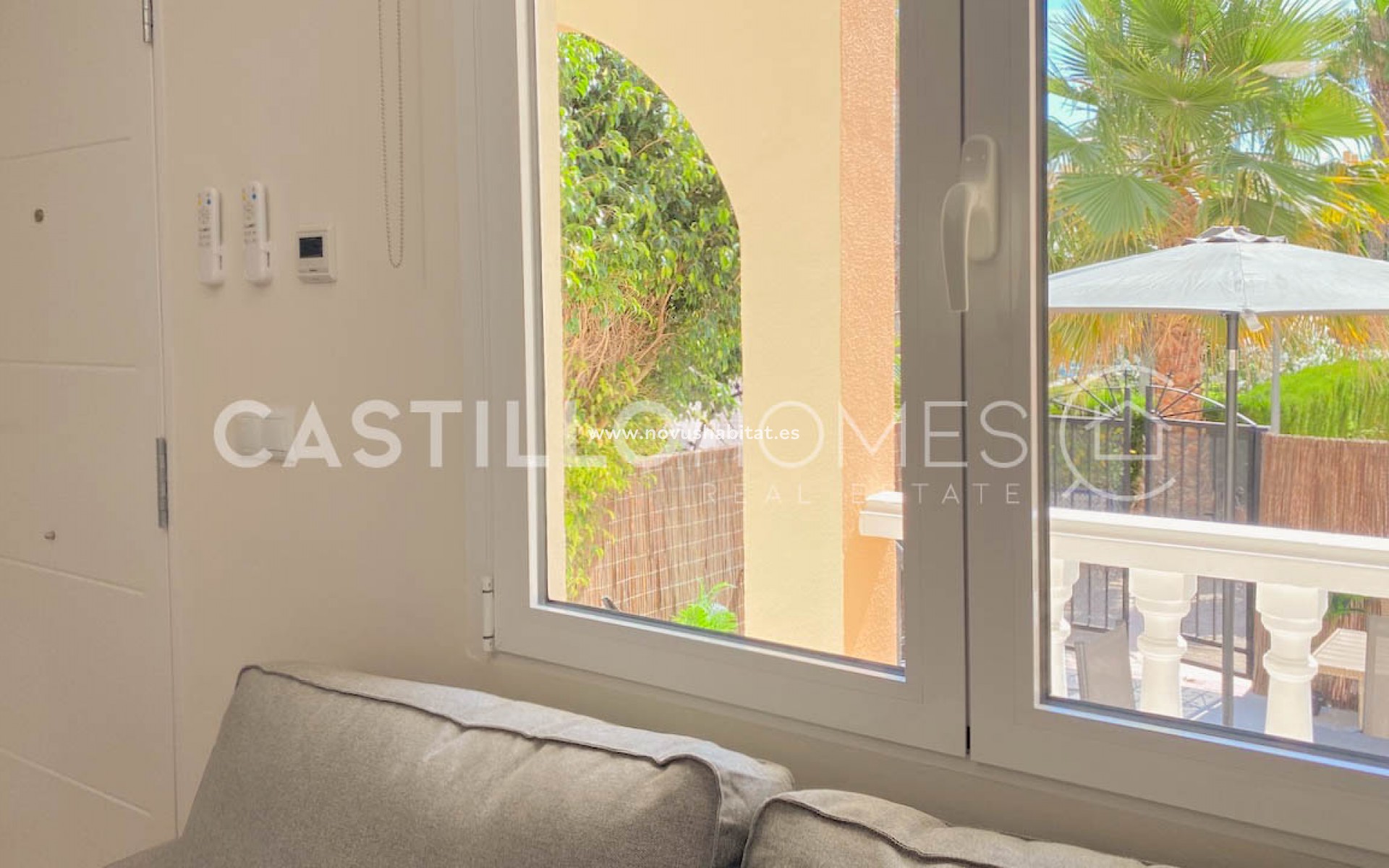 Resale - Apartment - Orihuela Costa - Playa Flamenca