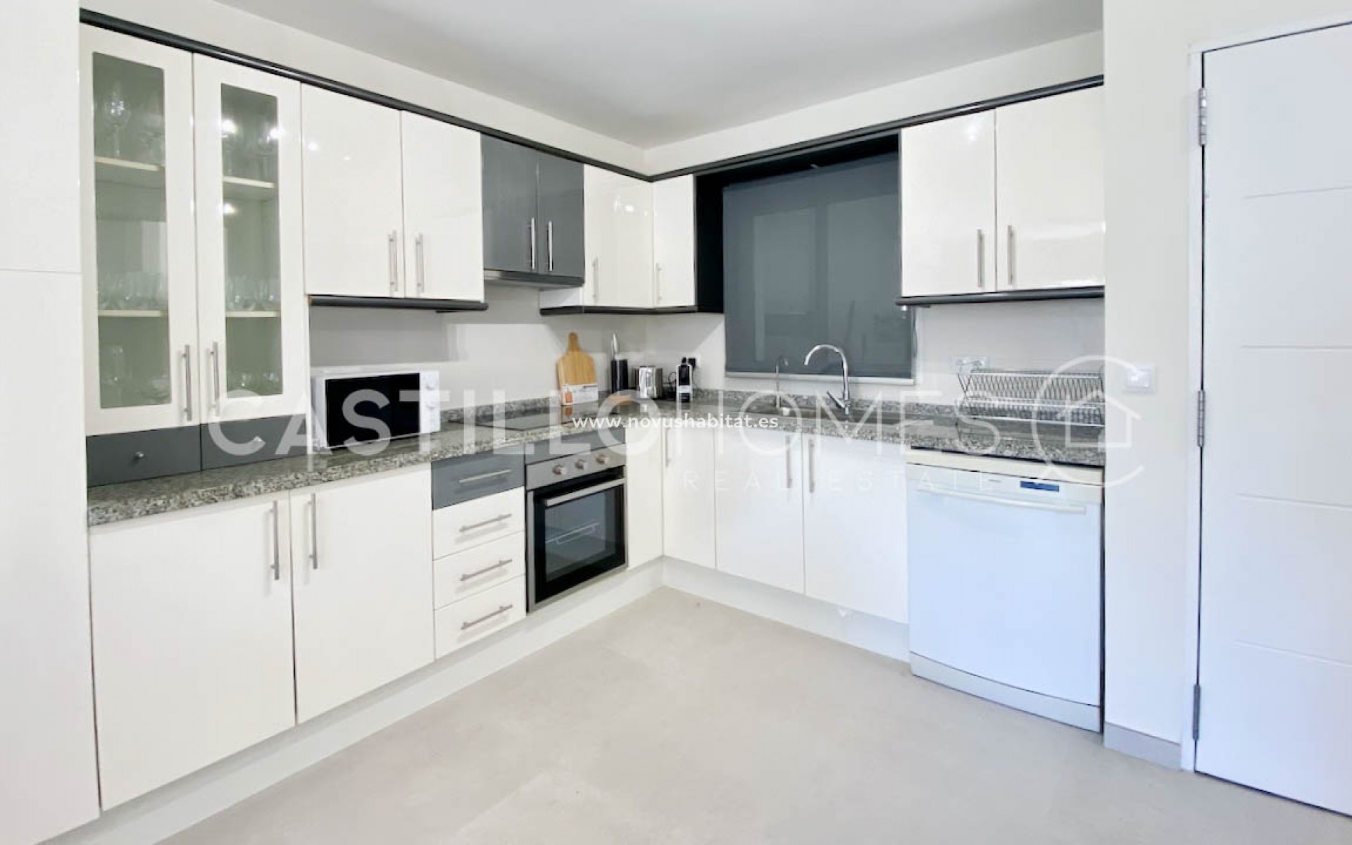 Resale - Apartment - Orihuela Costa - Playa Flamenca