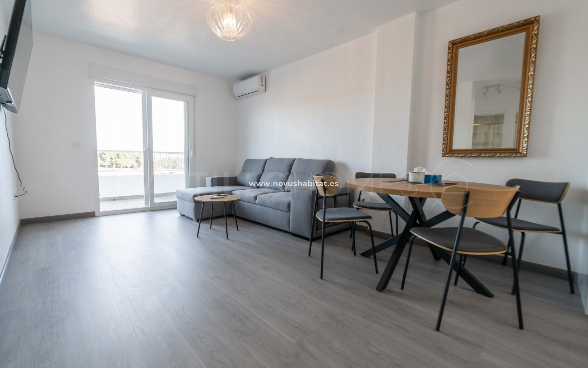 Resale - Apartment - Orihuela Costa - Punta Prima