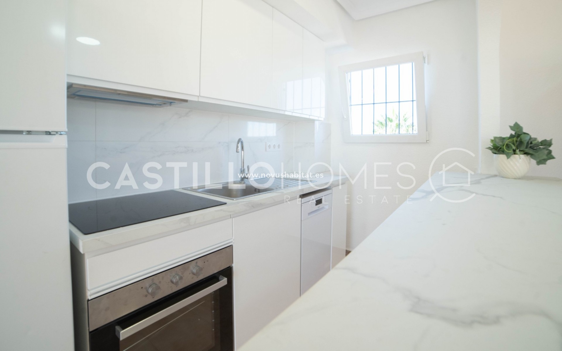 Resale - Apartment - Orihuela Costa - Punta Prima