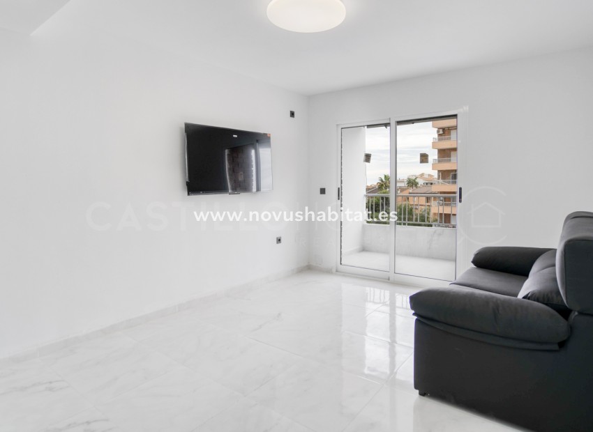 Resale - Apartment - Orihuela Costa - Punta Prima