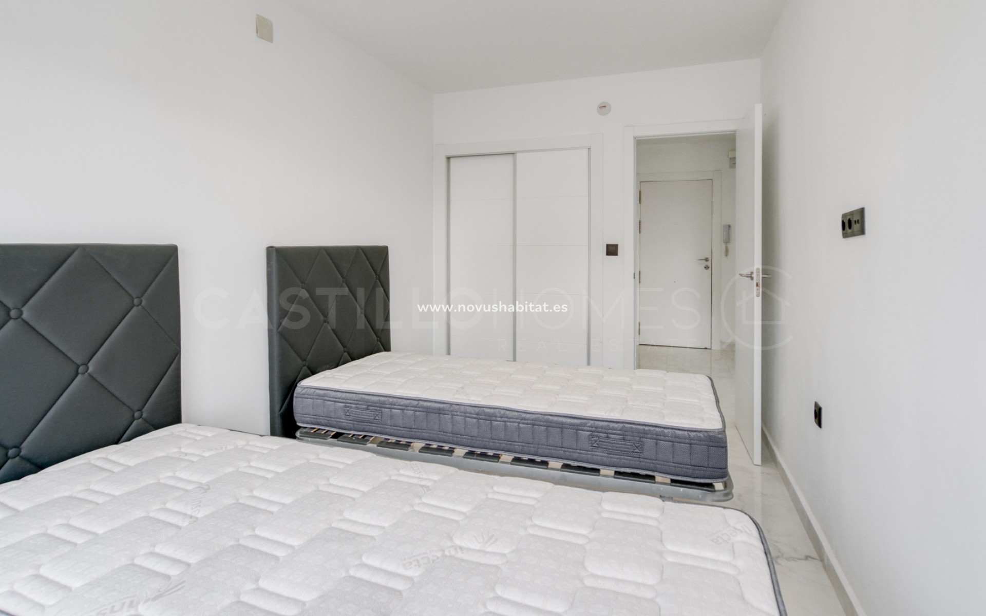 Resale - Apartment - Orihuela Costa - Punta Prima