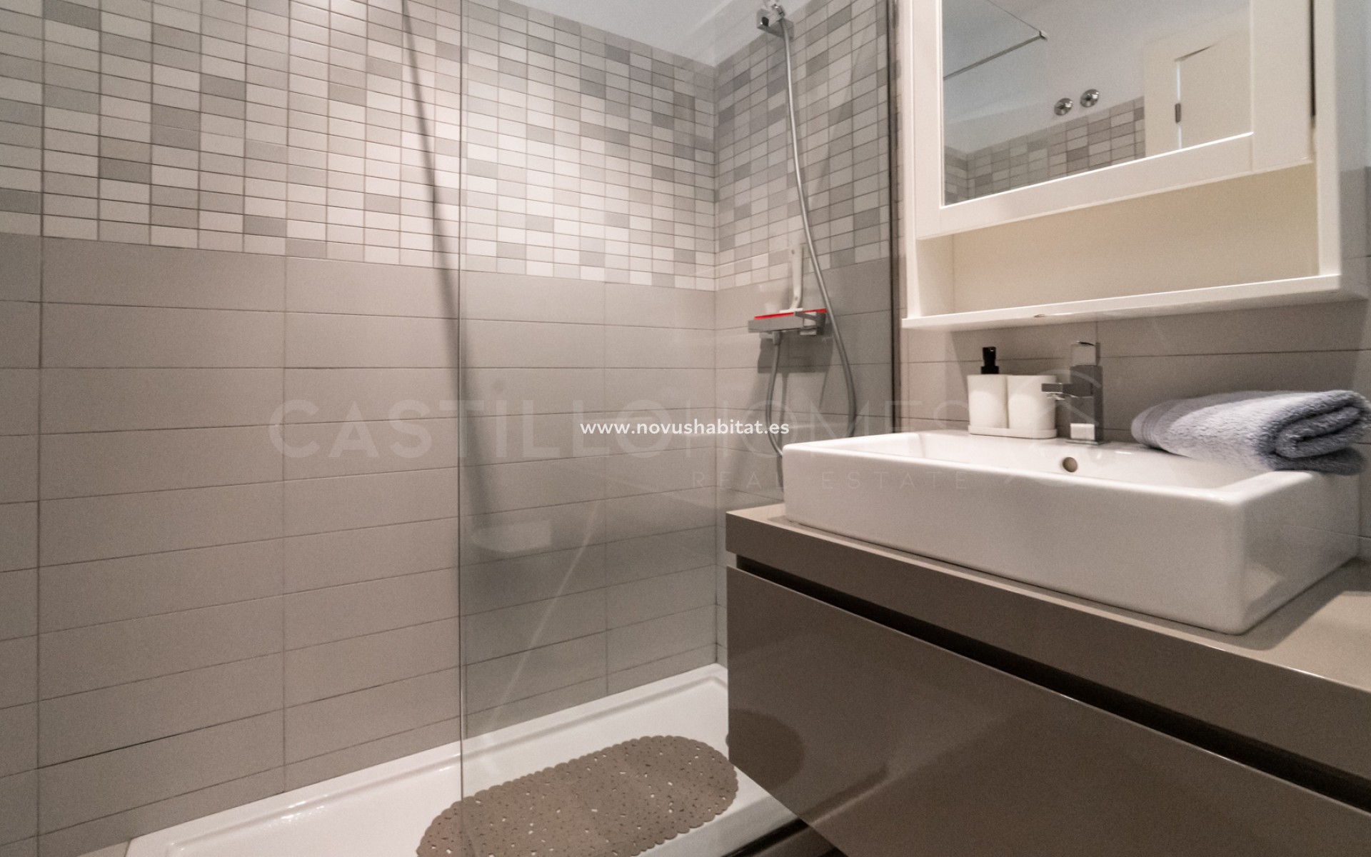 Resale - Apartment - Orihuela Costa - Villamartín