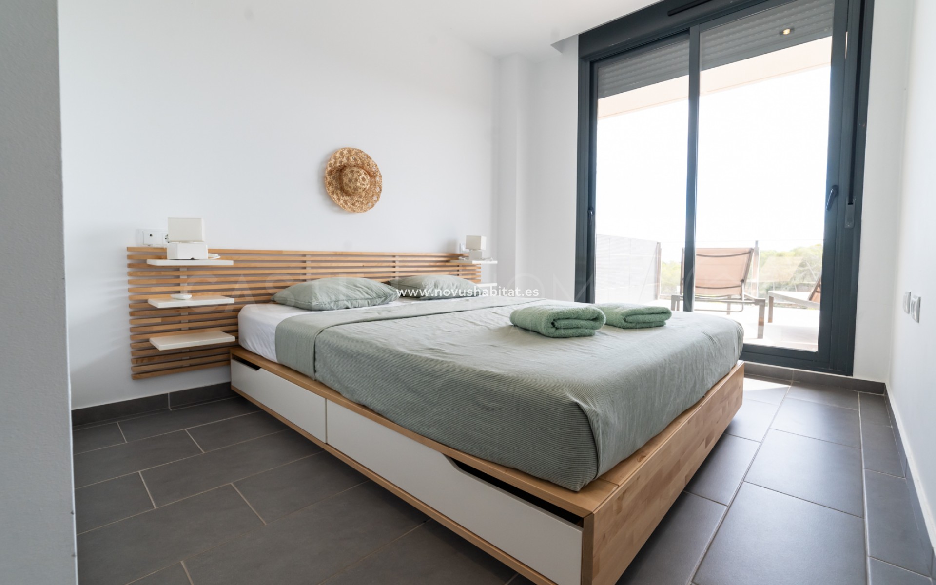 Resale - Apartment - Orihuela Costa - Villamartín