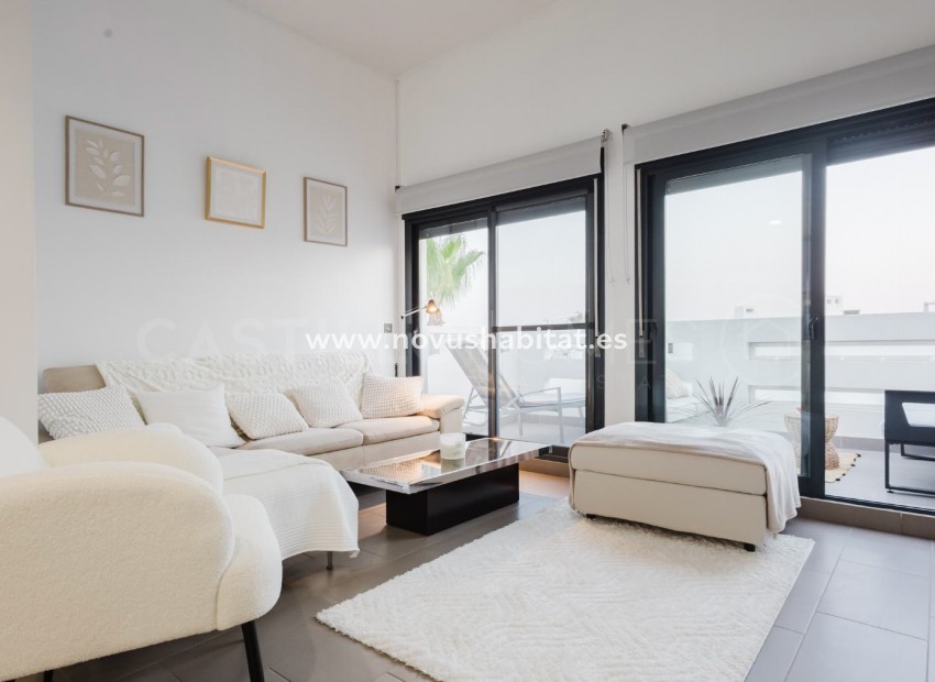 Resale - Apartment - Orihuela Costa - Villamartín