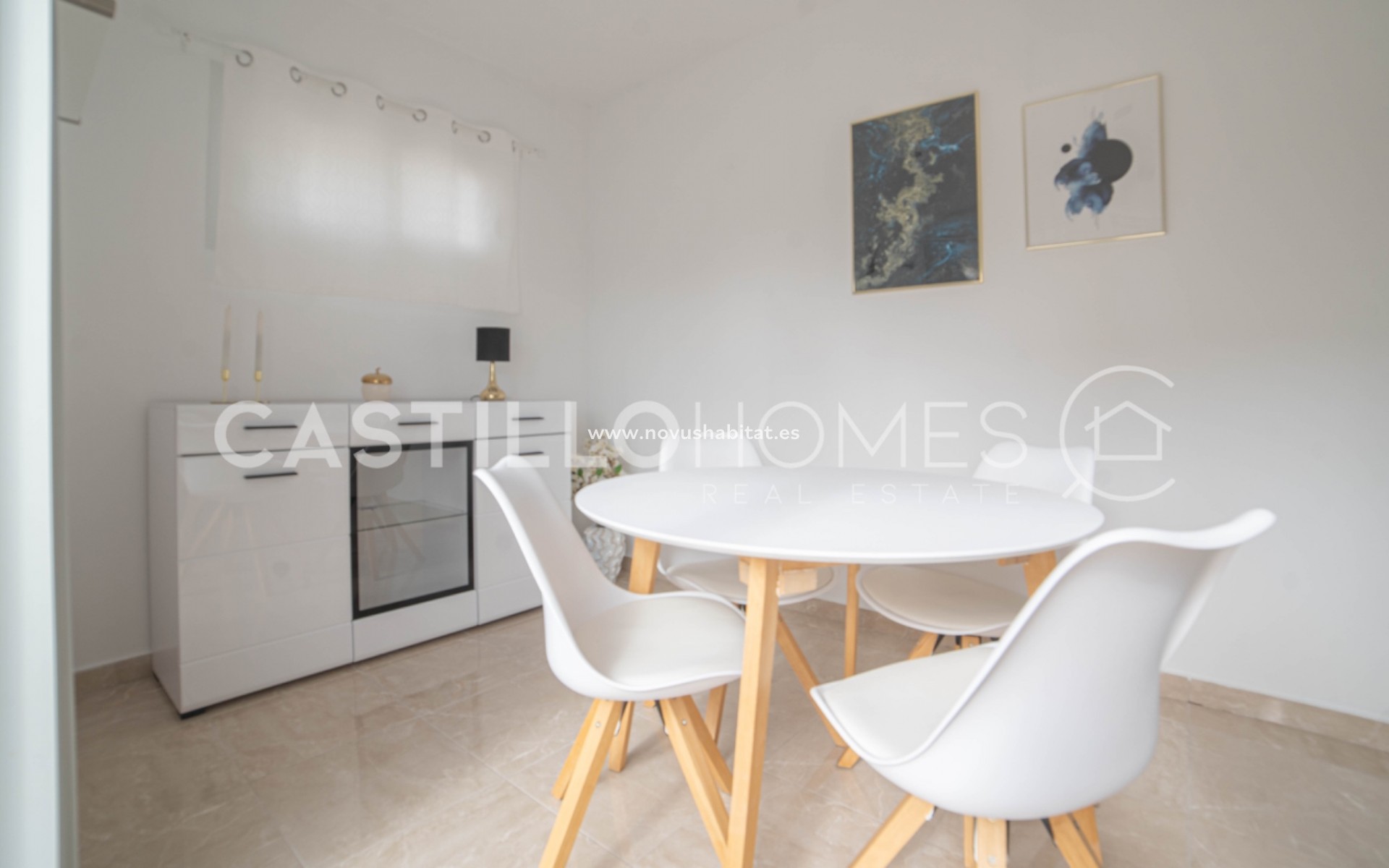 Resale - Apartment - Torrevieja - Aguas Nuevas