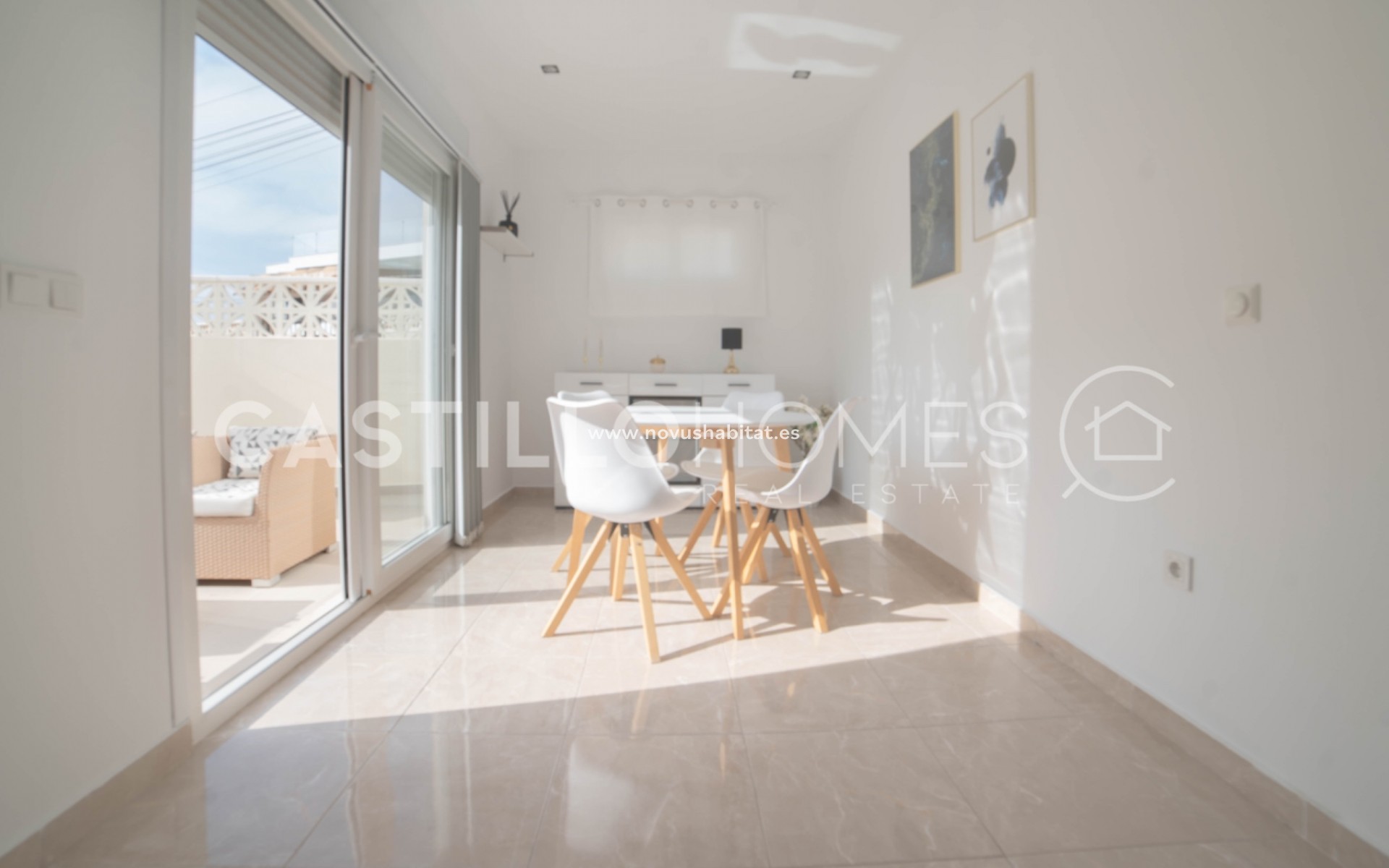 Resale - Apartment - Torrevieja - Aguas Nuevas