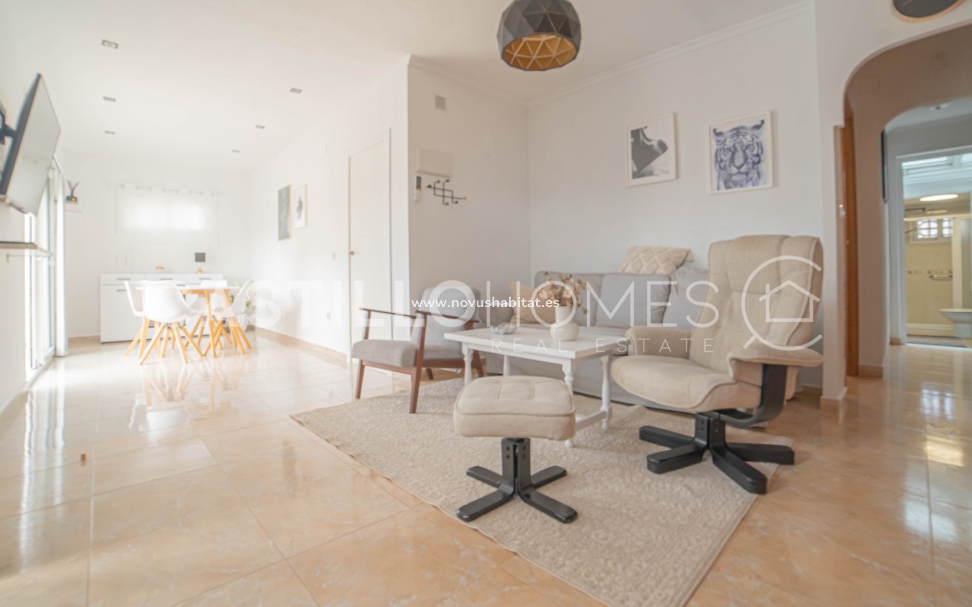 Resale - Apartment - Torrevieja - Aguas Nuevas