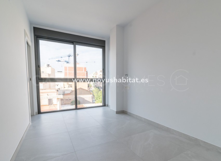 Resale - Apartment - Torrevieja - Centro