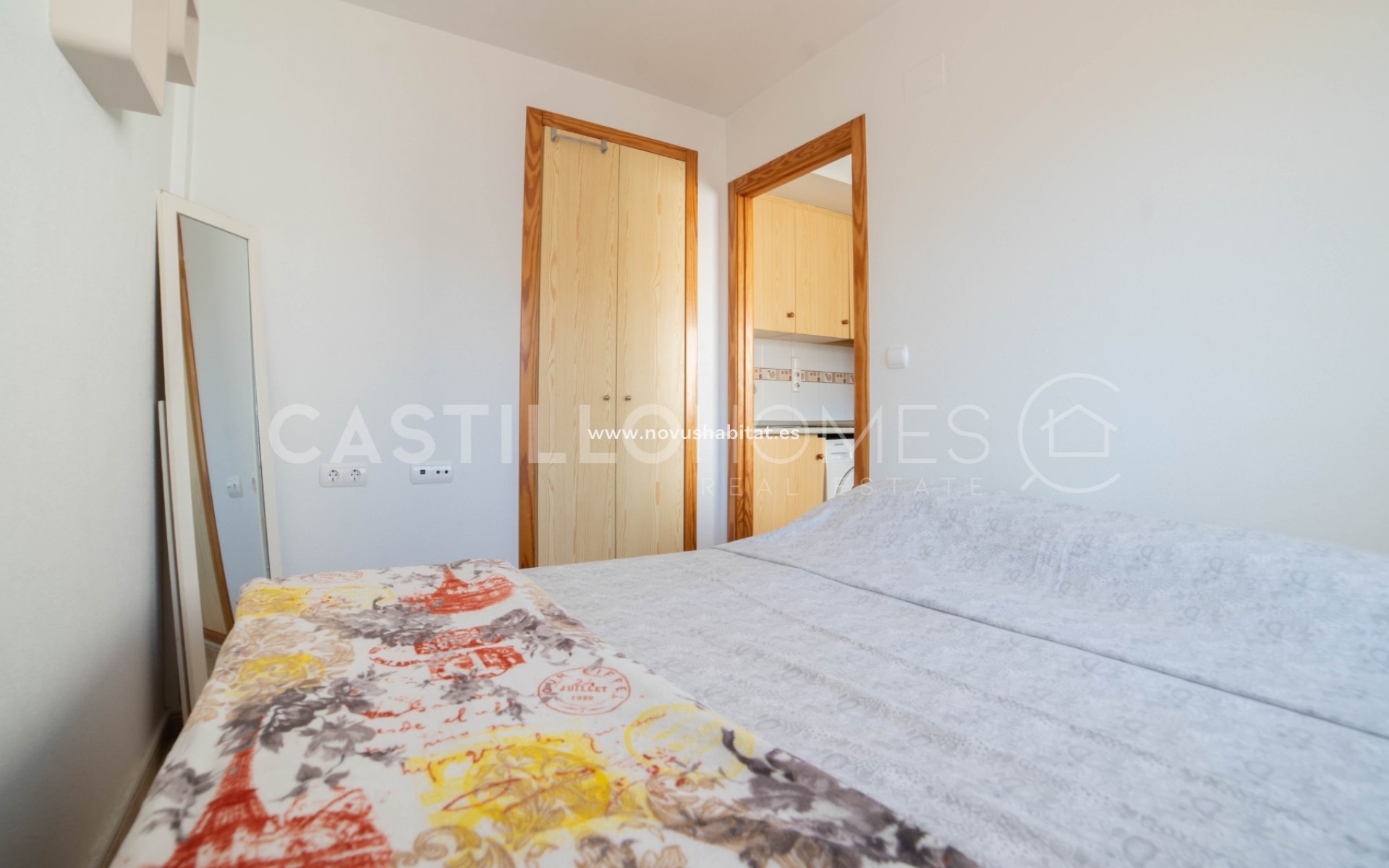 Resale - Apartment - Torrevieja - Centro