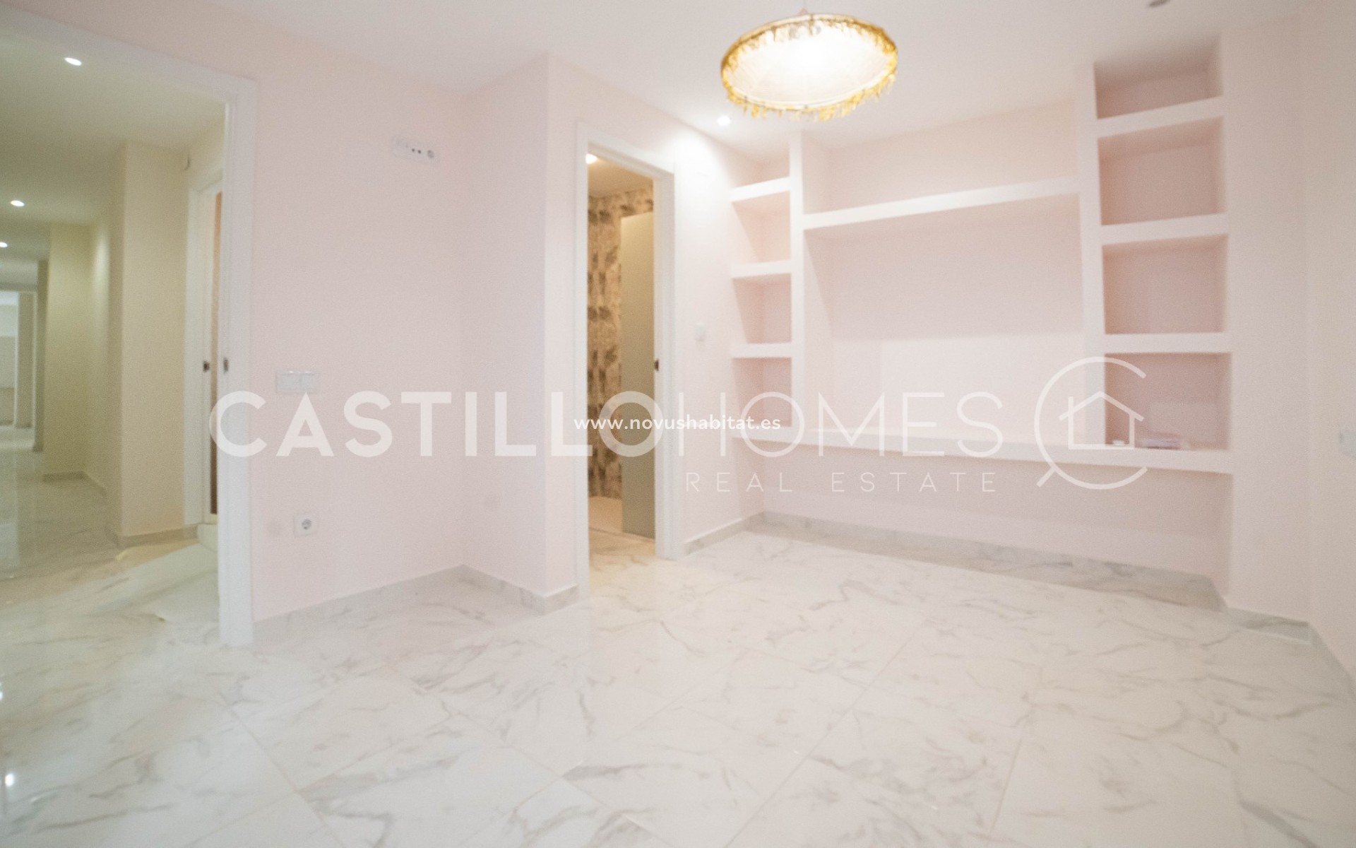 Resale - Apartment - Torrevieja - Centro