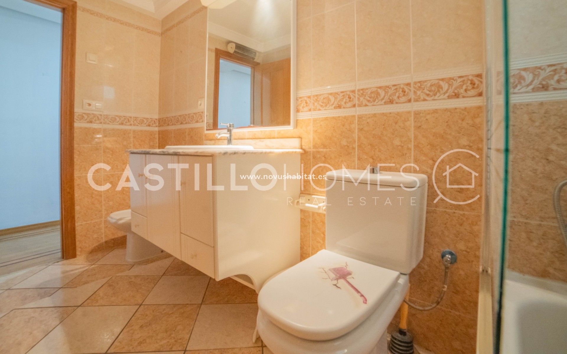 Resale - Apartment - Torrevieja - Centro