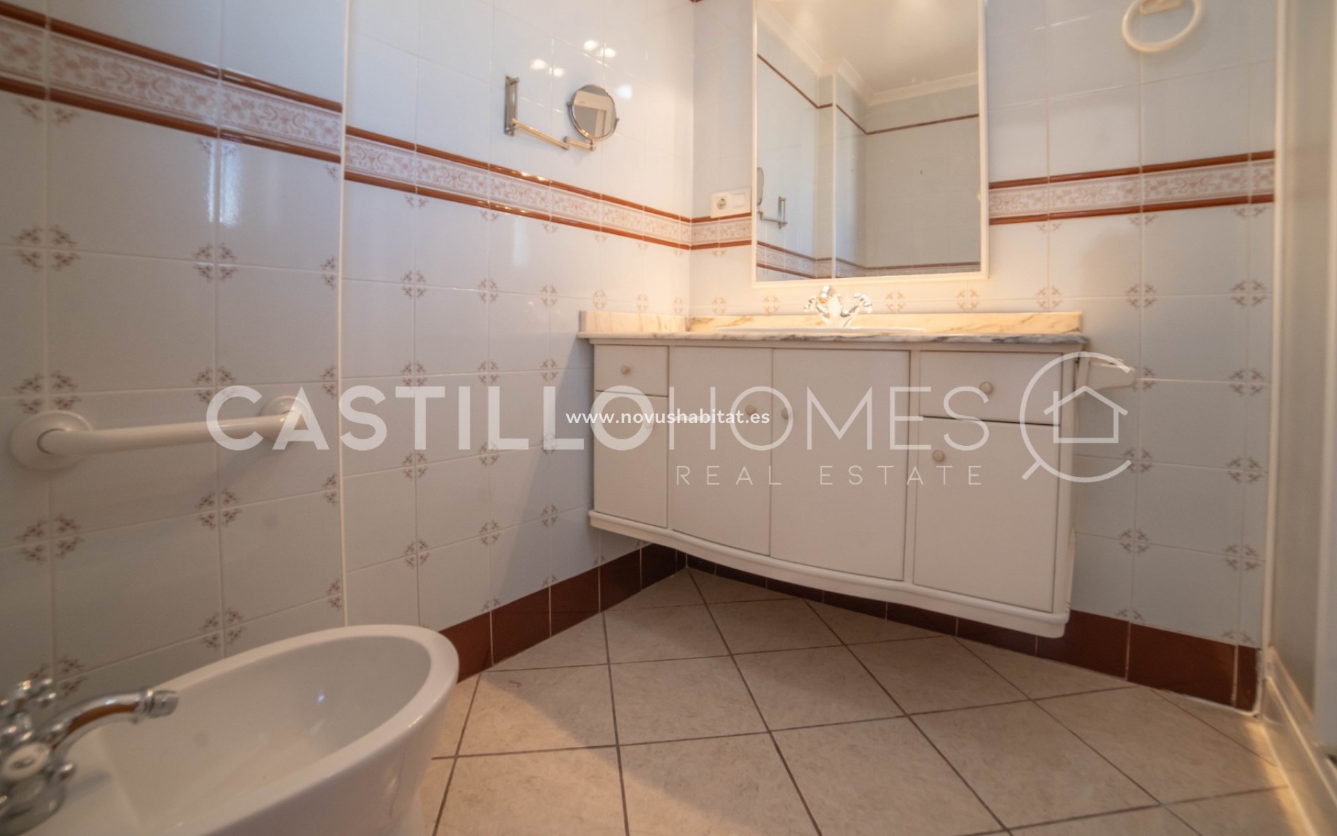 Resale - Apartment - Torrevieja - Centro