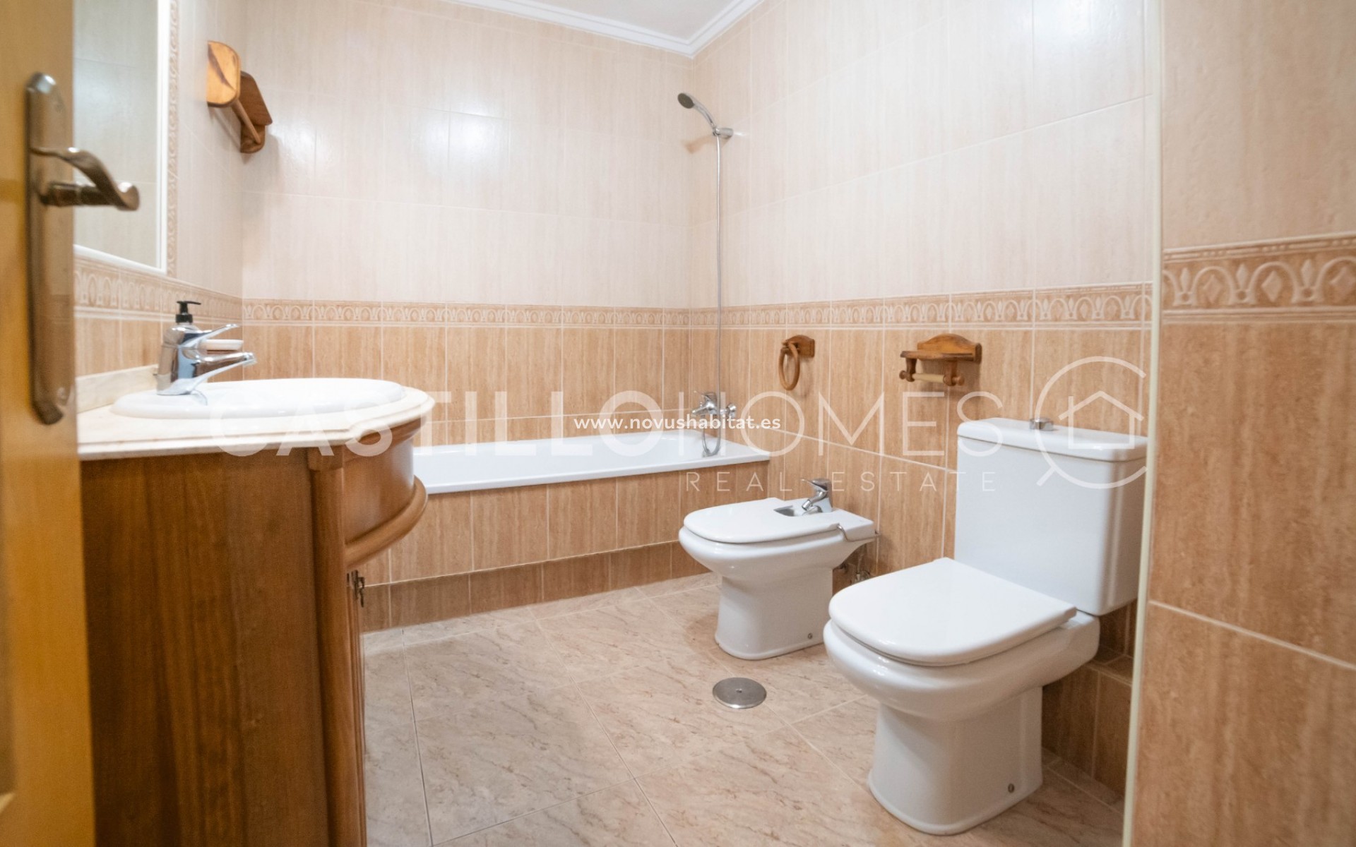 Resale - Apartment - Torrevieja - Centro