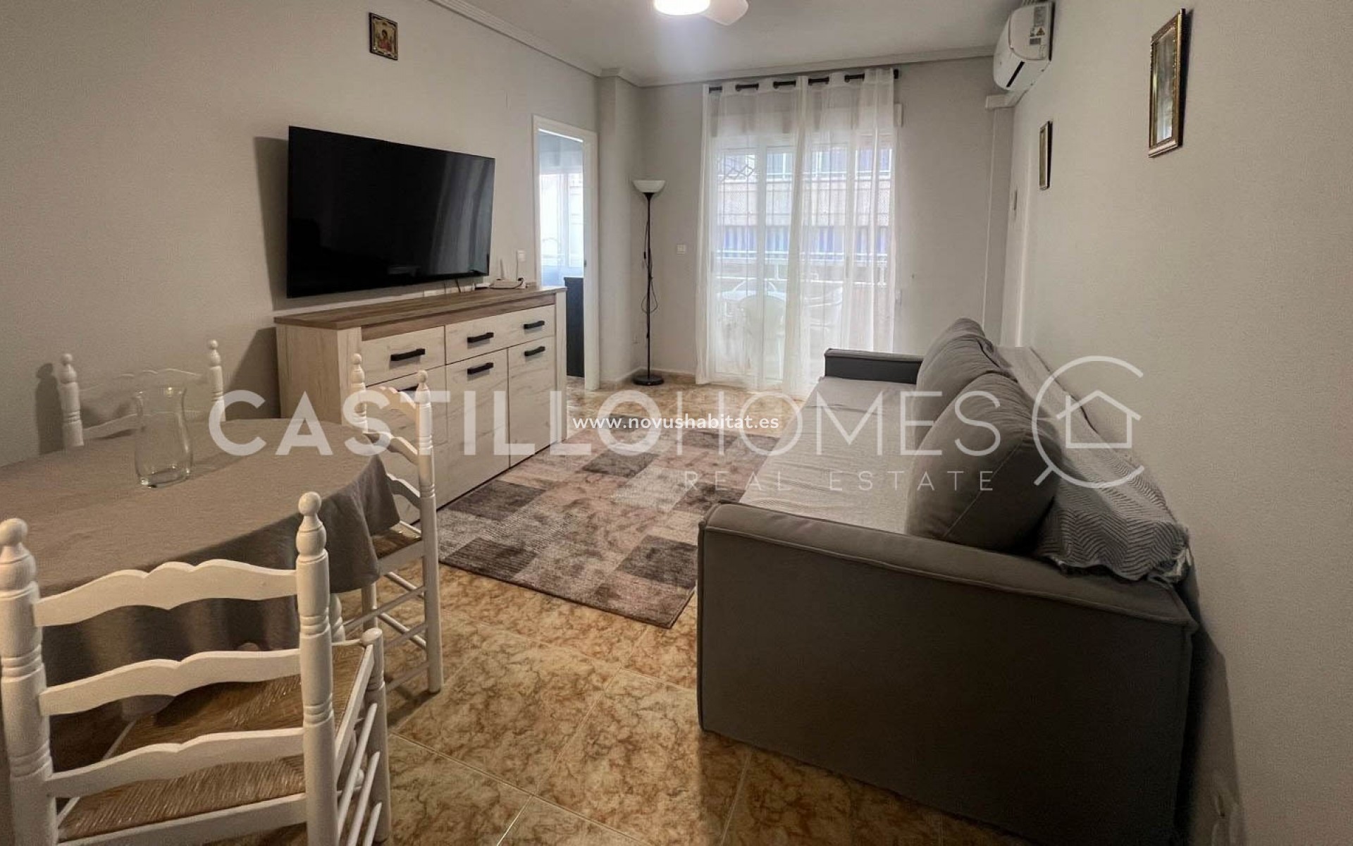 Resale - Apartment - Torrevieja - Centro