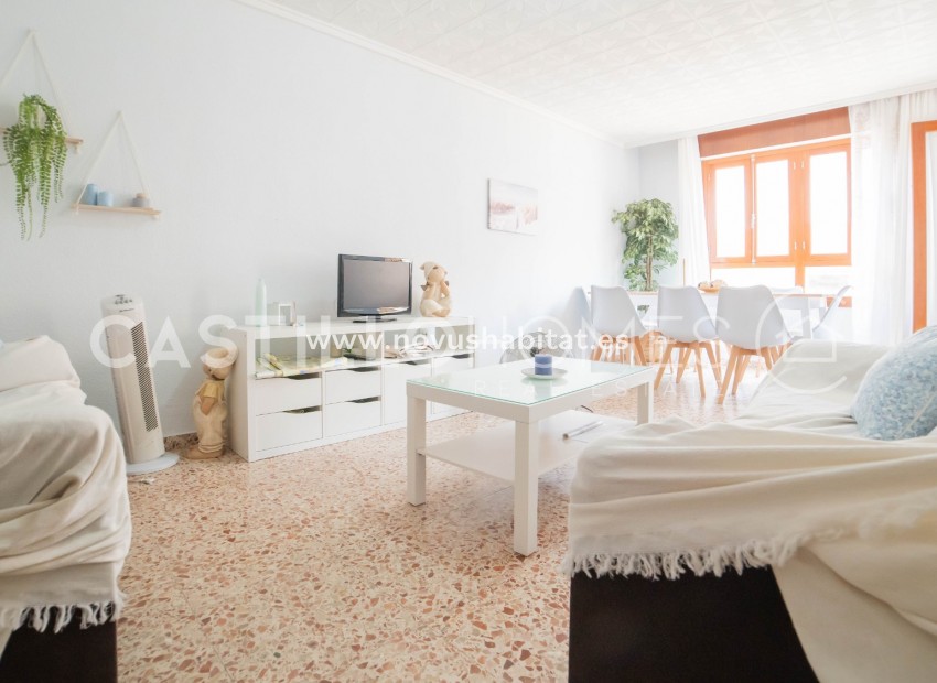 Resale - Apartment - Torrevieja - El acequión