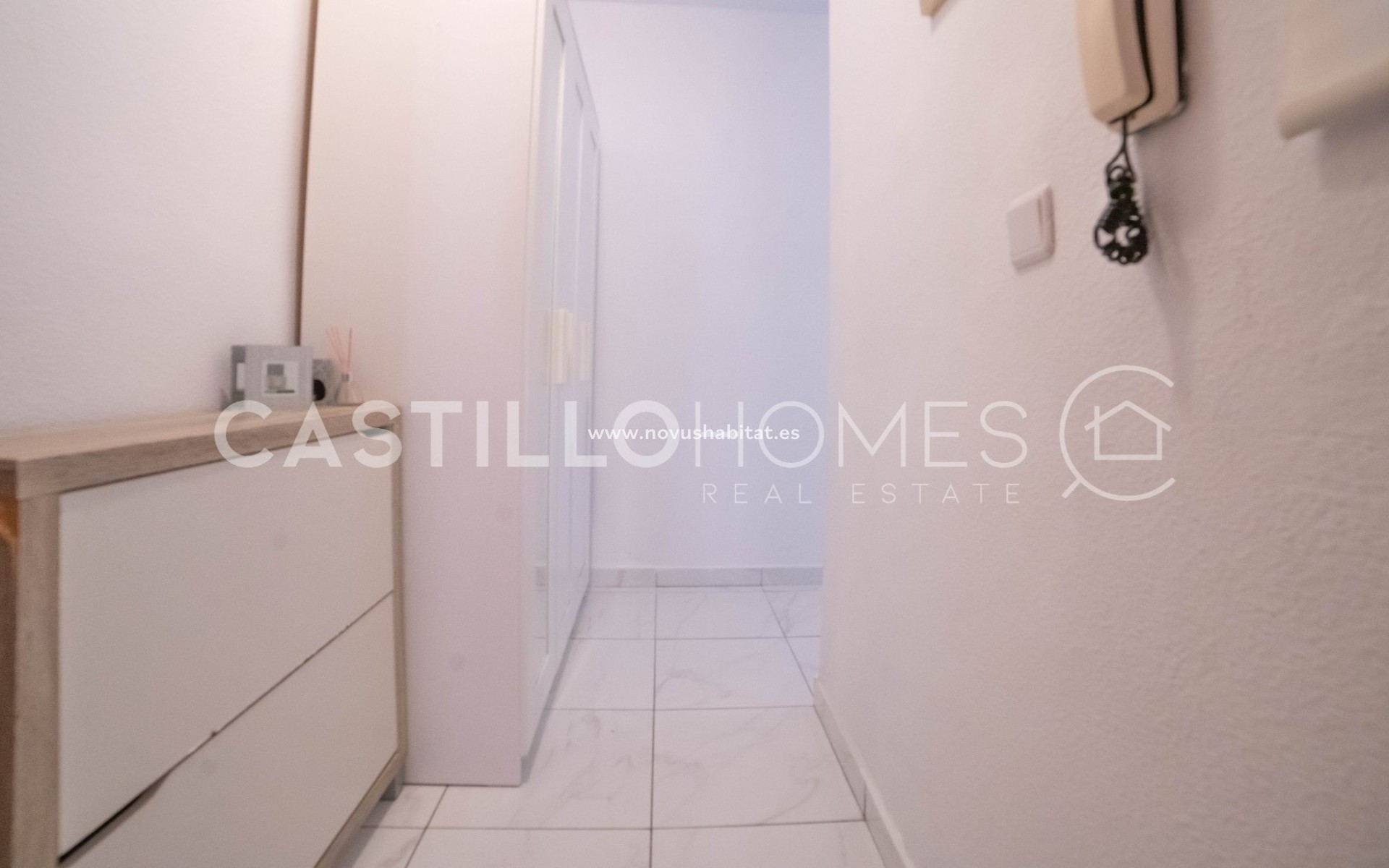 Resale - Apartment - Torrevieja - El acequión