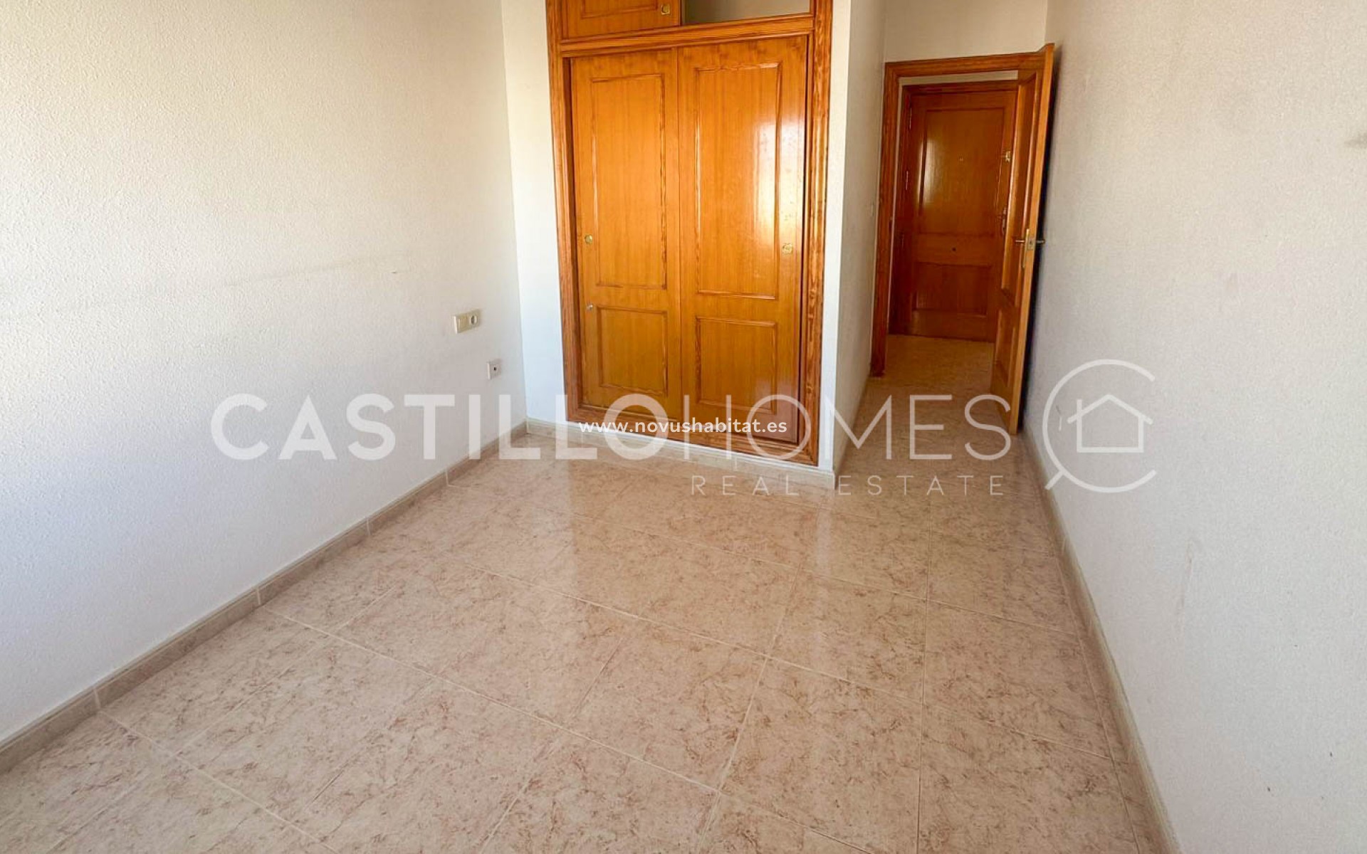 Resale - Apartment - Torrevieja - La Mata