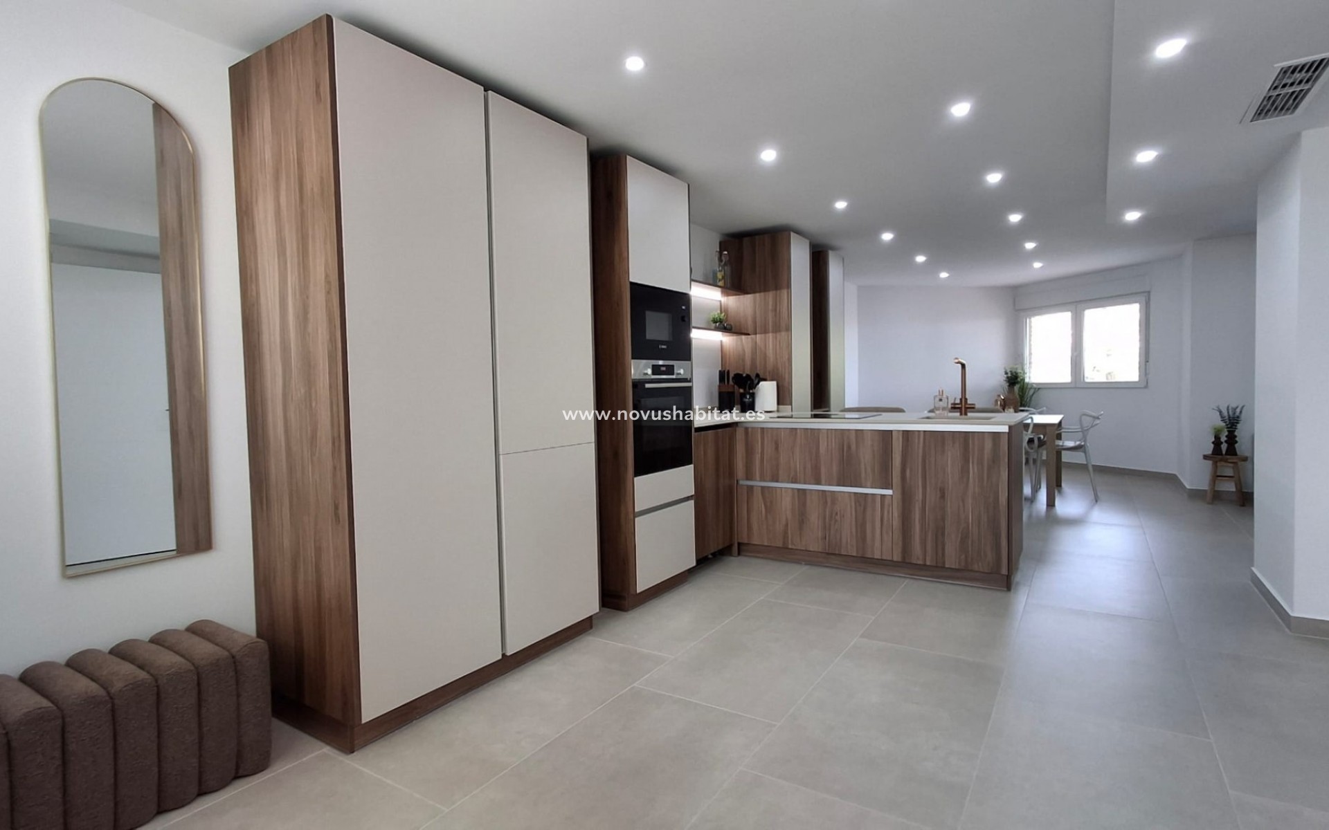 Resale - Apartment - Torrevieja - Playa Acequion