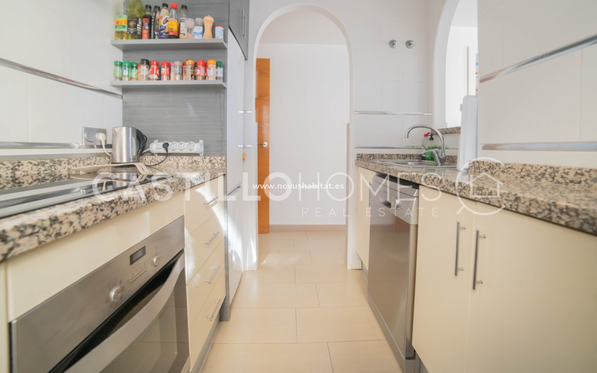 Resale - Apartment - Torrevieja - Playa de los Locos