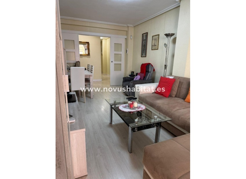 Resale - Apartment - Torrevieja - Playa de los Locos